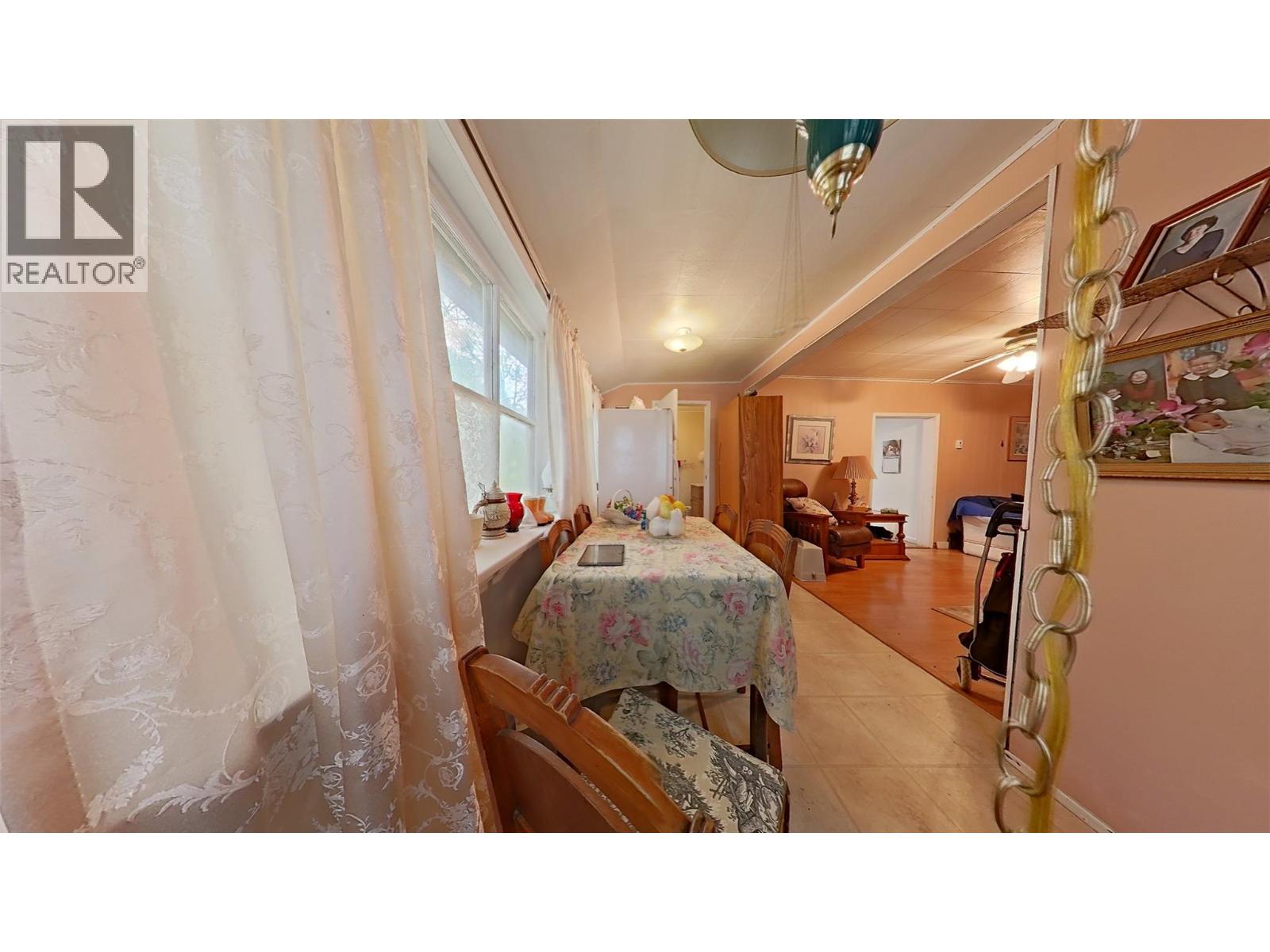 916 Cook Street, Creston, British Columbia  V0B 1G3 - Photo 23 - 10401532