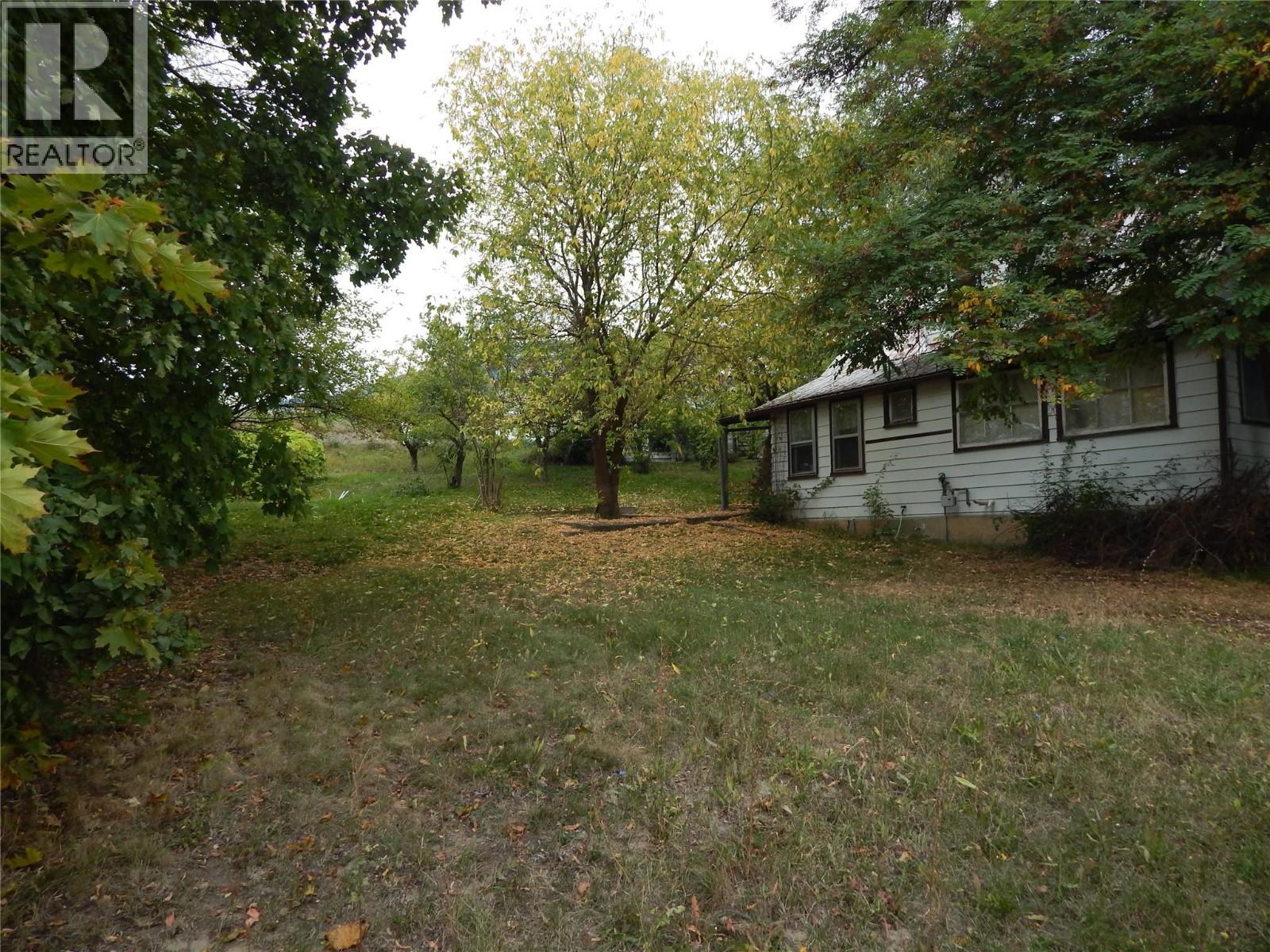916 Cook Street, Creston, British Columbia  V0B 1G3 - Photo 3 - 10401532