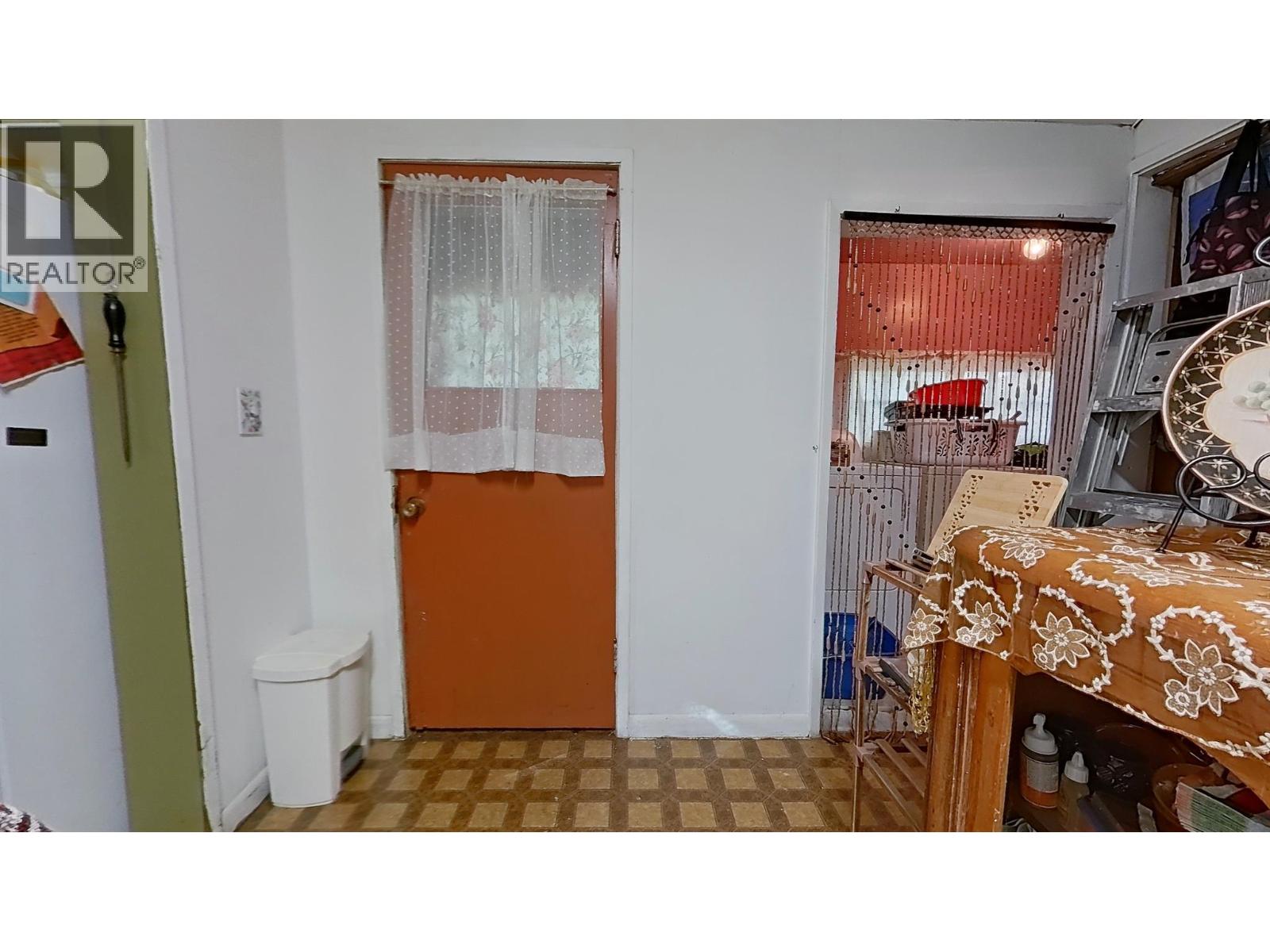 916 Cook Street, Creston, British Columbia  V0B 1G3 - Photo 31 - 10401532