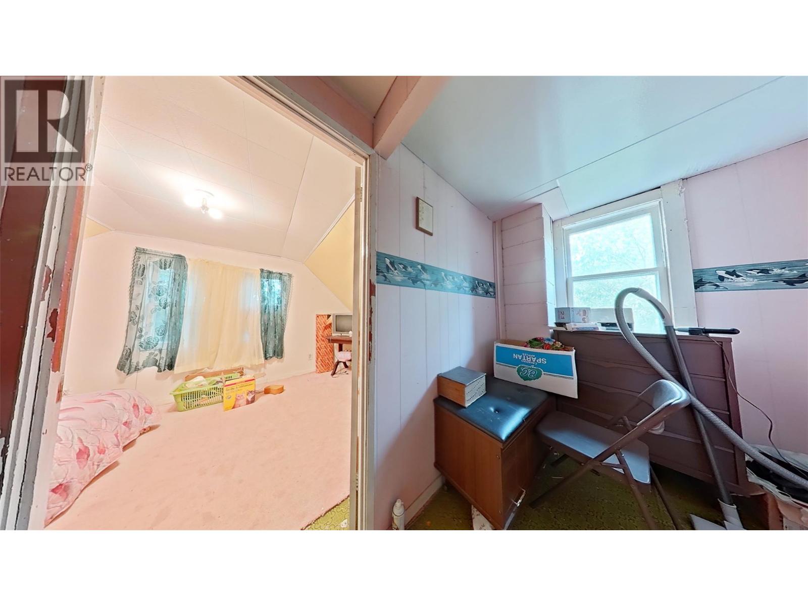 916 Cook Street, Creston, British Columbia  V0B 1G3 - Photo 34 - 10401532