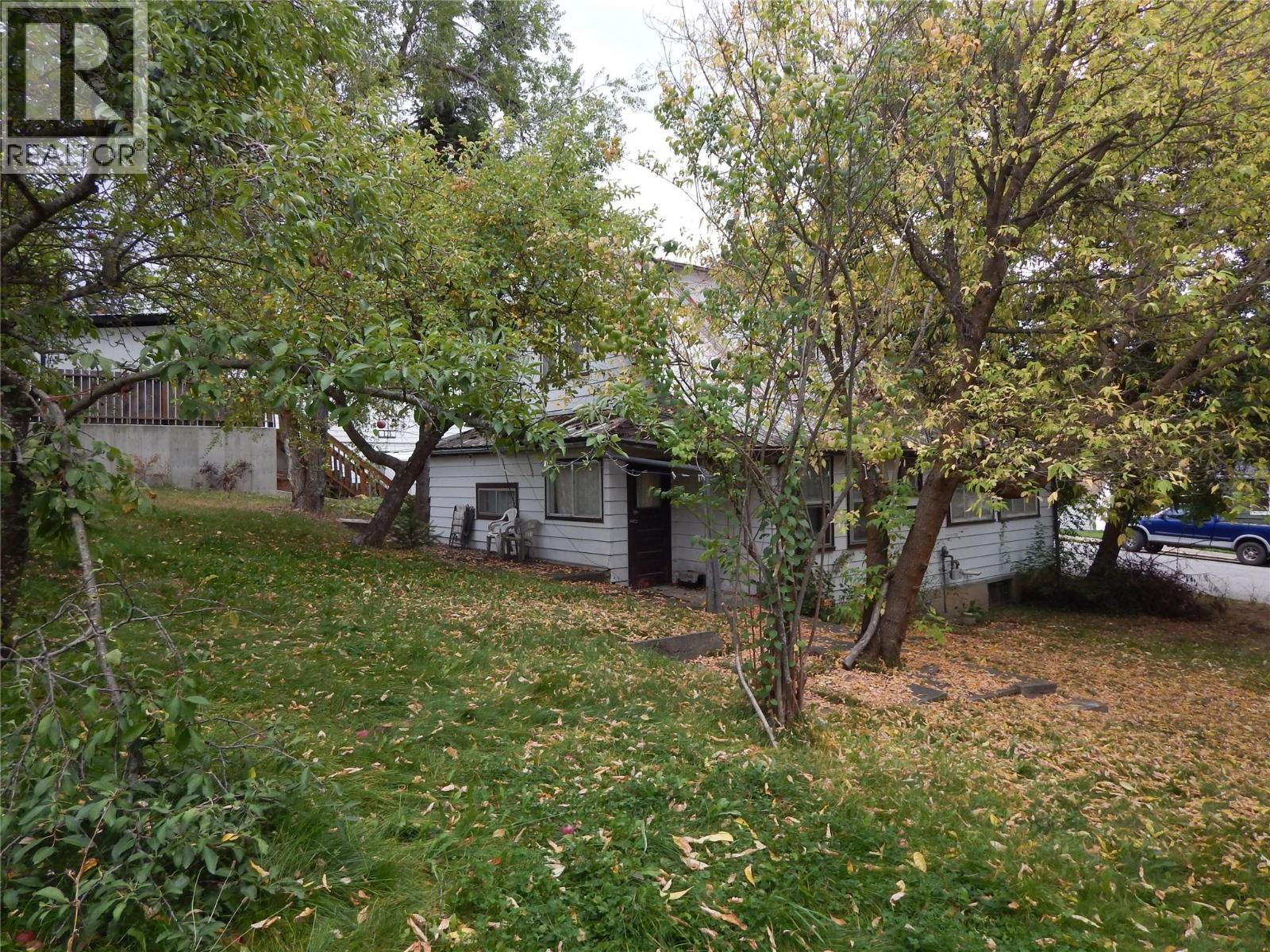 916 Cook Street, Creston, British Columbia  V0B 1G3 - Photo 4 - 10401532