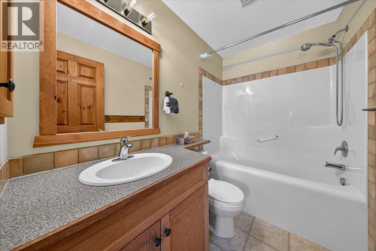 701 14a Crescent Unit# 214, Invermere, British Columbia  V0A 1K0 - Photo 15 - 10402316