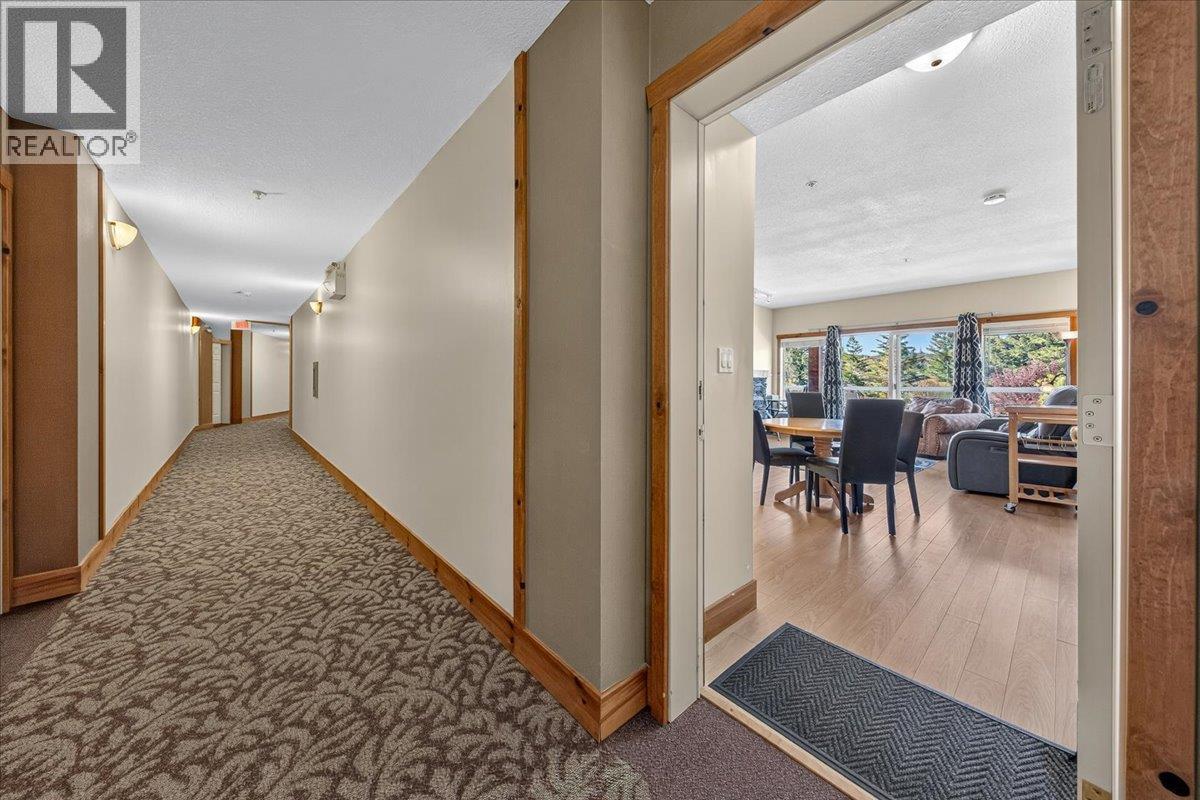 701 14a Crescent Unit# 214, Invermere, British Columbia  V0A 1K0 - Photo 3 - 10402316