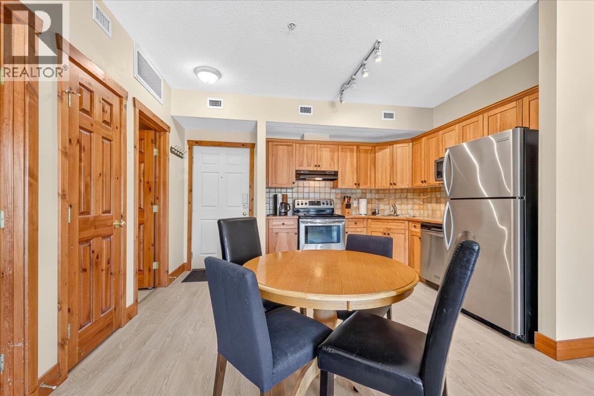 701 14a Crescent Unit# 214, Invermere, British Columbia  V0A 1K0 - Photo 8 - 10402316
