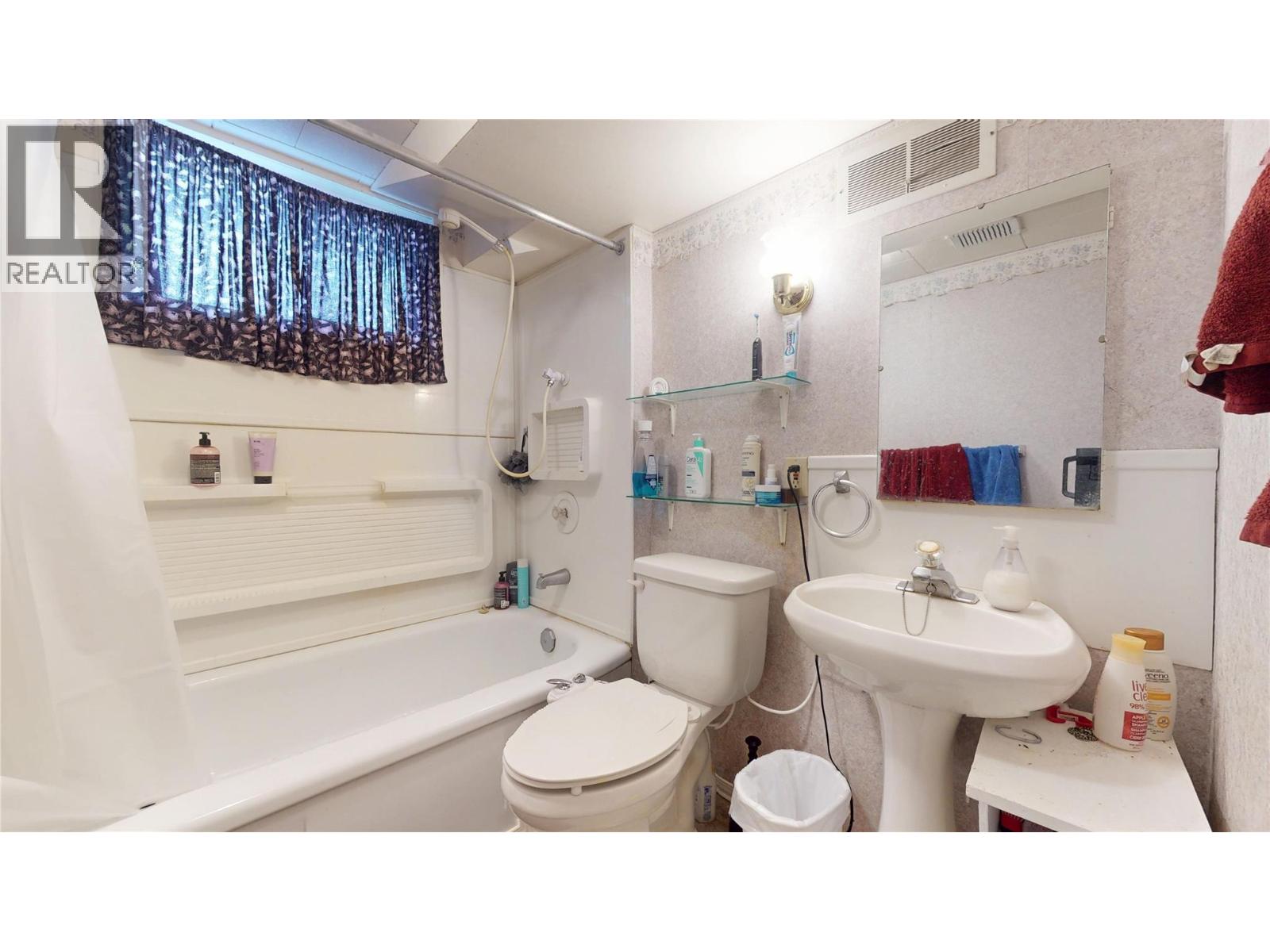 325 14 Avenue S, Cranbrook, British Columbia  V1C 2X5 - Photo 32 - 10400102