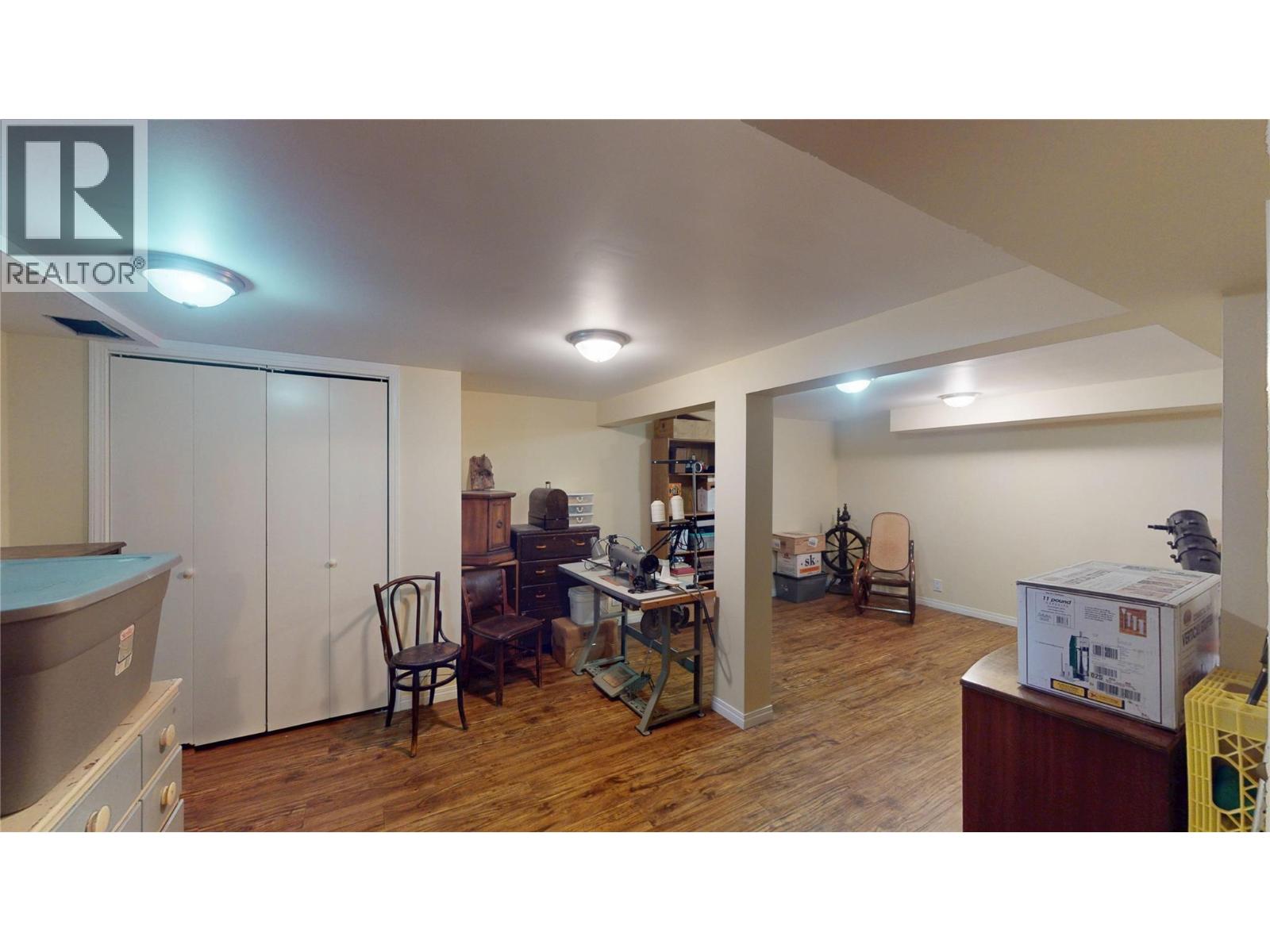 325 14 Avenue S, Cranbrook, British Columbia  V1C 2X5 - Photo 36 - 10400102