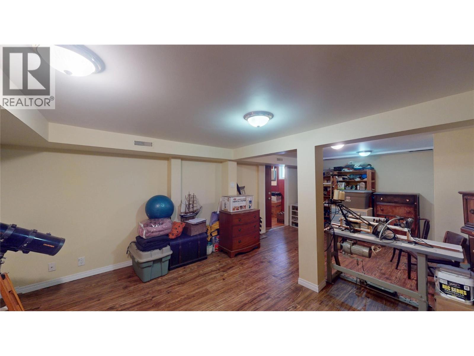 325 14 Avenue S, Cranbrook, British Columbia  V1C 2X5 - Photo 39 - 10400102