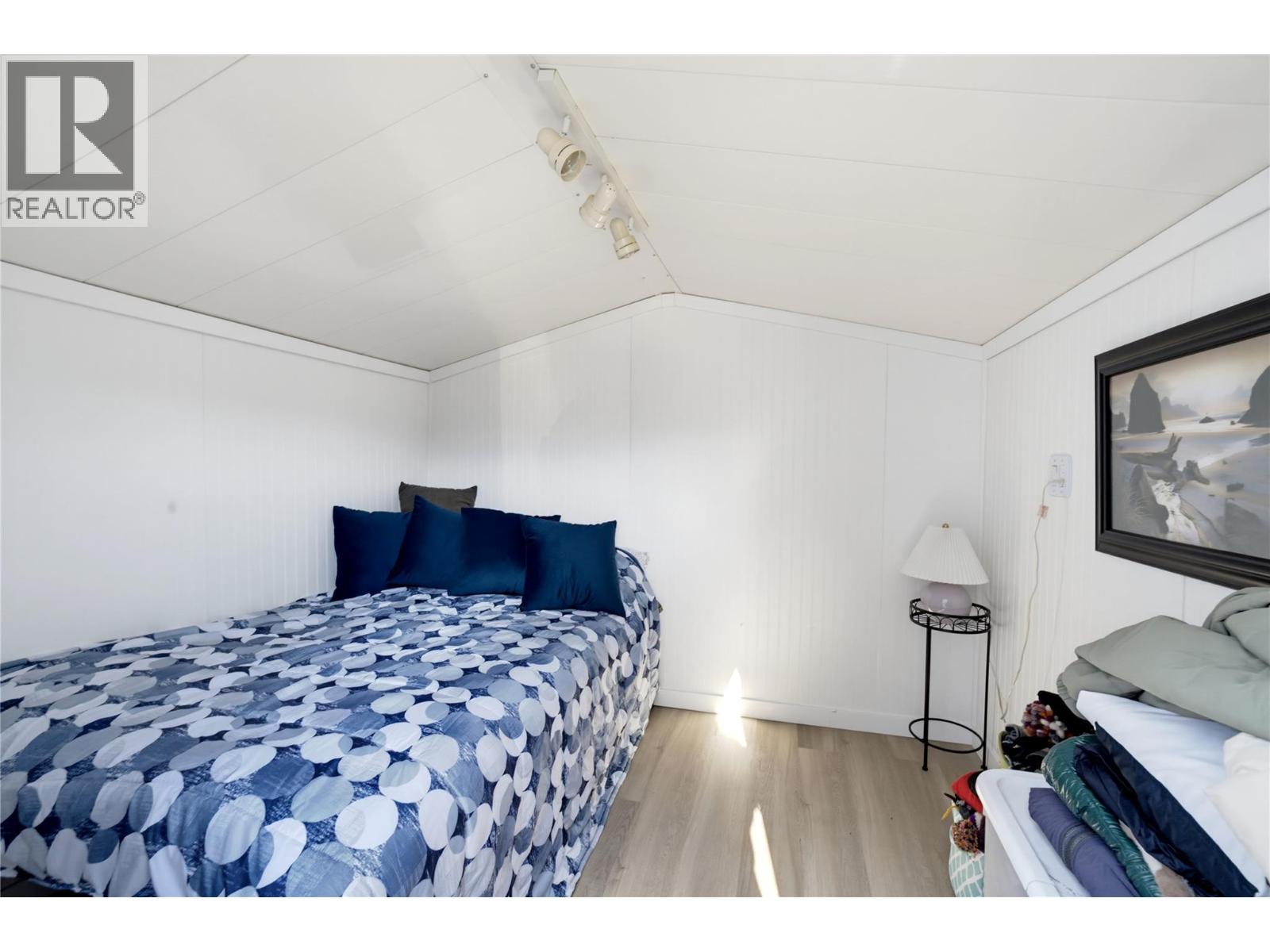 1383 Silver Sands Road Unit# 126, Sicamous, British Columbia  V0E 2V4 - Photo 10 - 10401917