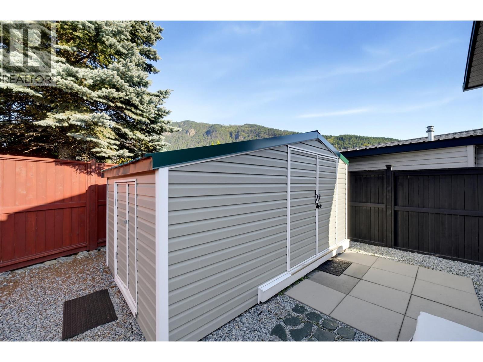 1383 Silver Sands Road Unit# 126, Sicamous, British Columbia  V0E 2V4 - Photo 11 - 10401917