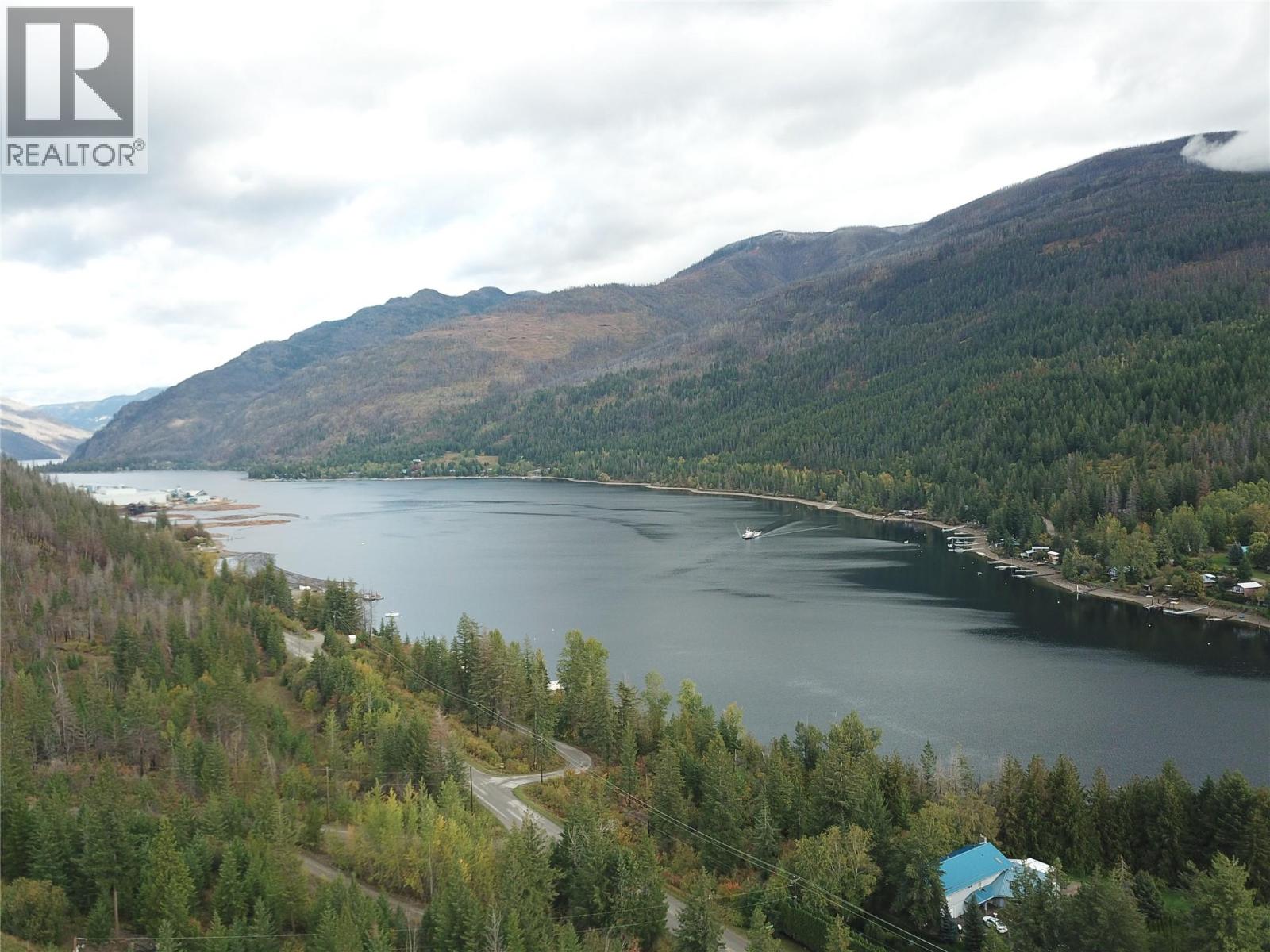 8893 Holding Road, Adams Lake, British Columbia  V0E 1M2 - Photo 37 - 10402067