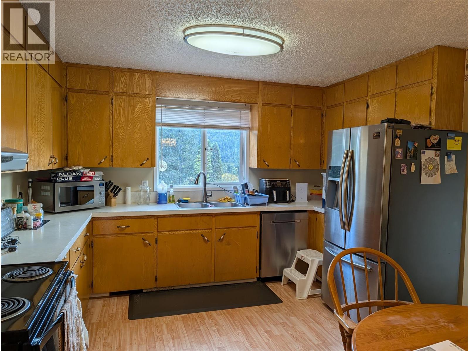 8893 Holding Road, Adams Lake, British Columbia  V0E 1M2 - Photo 7 - 10402067