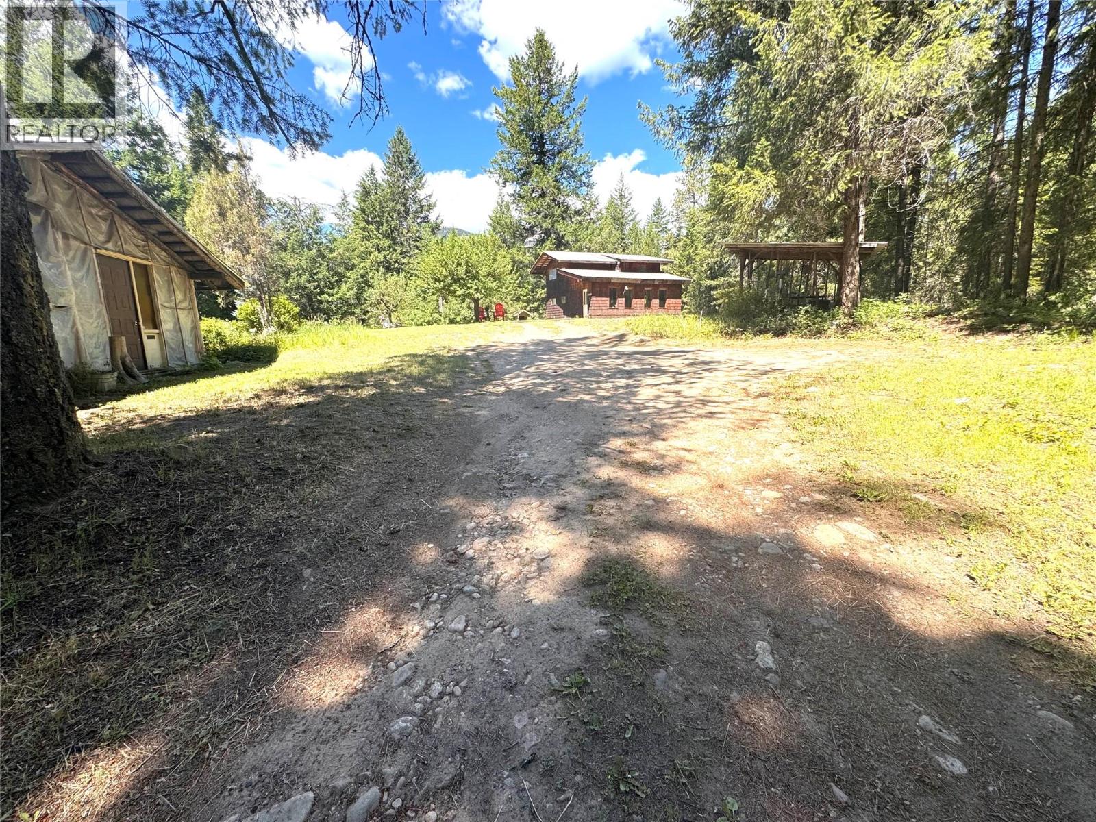 10555 Granby Road, Grand Forks, British Columbia  V0H 1H1 - Photo 18 - 10402357