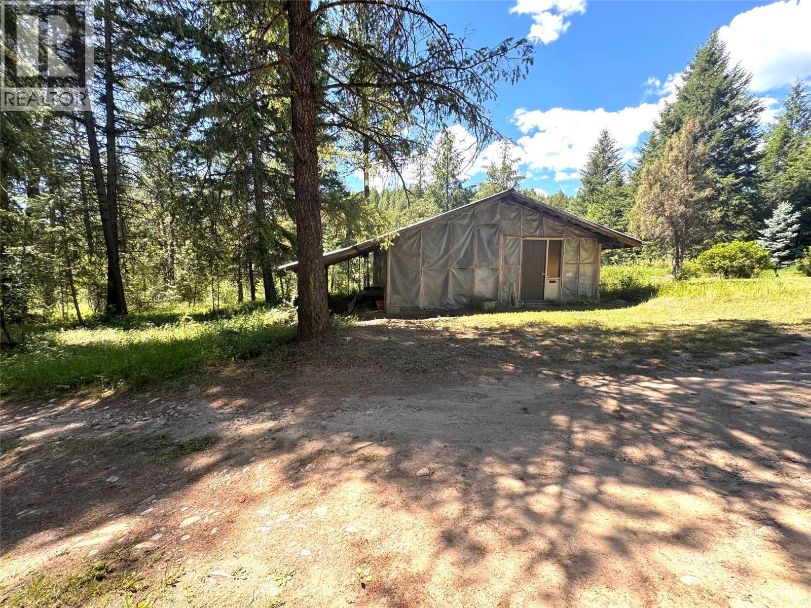 10555 Granby Road, Grand Forks, British Columbia  V0H 1H1 - Photo 19 - 10402357
