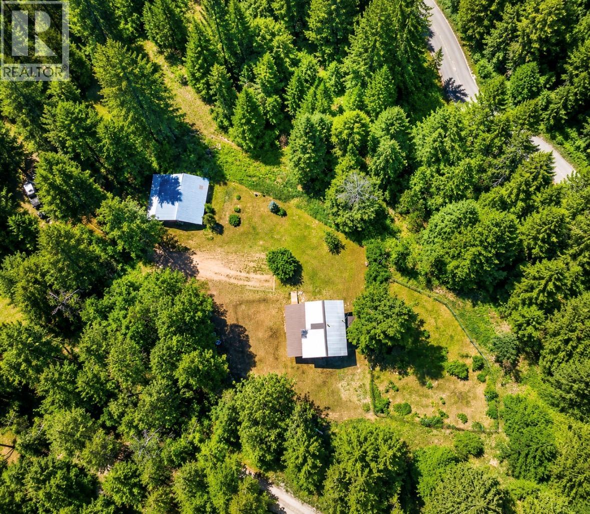 10555 Granby Road, Grand Forks, British Columbia  V0H 1H1 - Photo 2 - 10402357