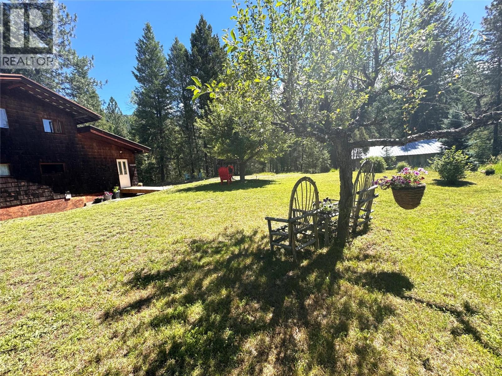 10555 Granby Road, Grand Forks, British Columbia  V0H 1H1 - Photo 7 - 10402357