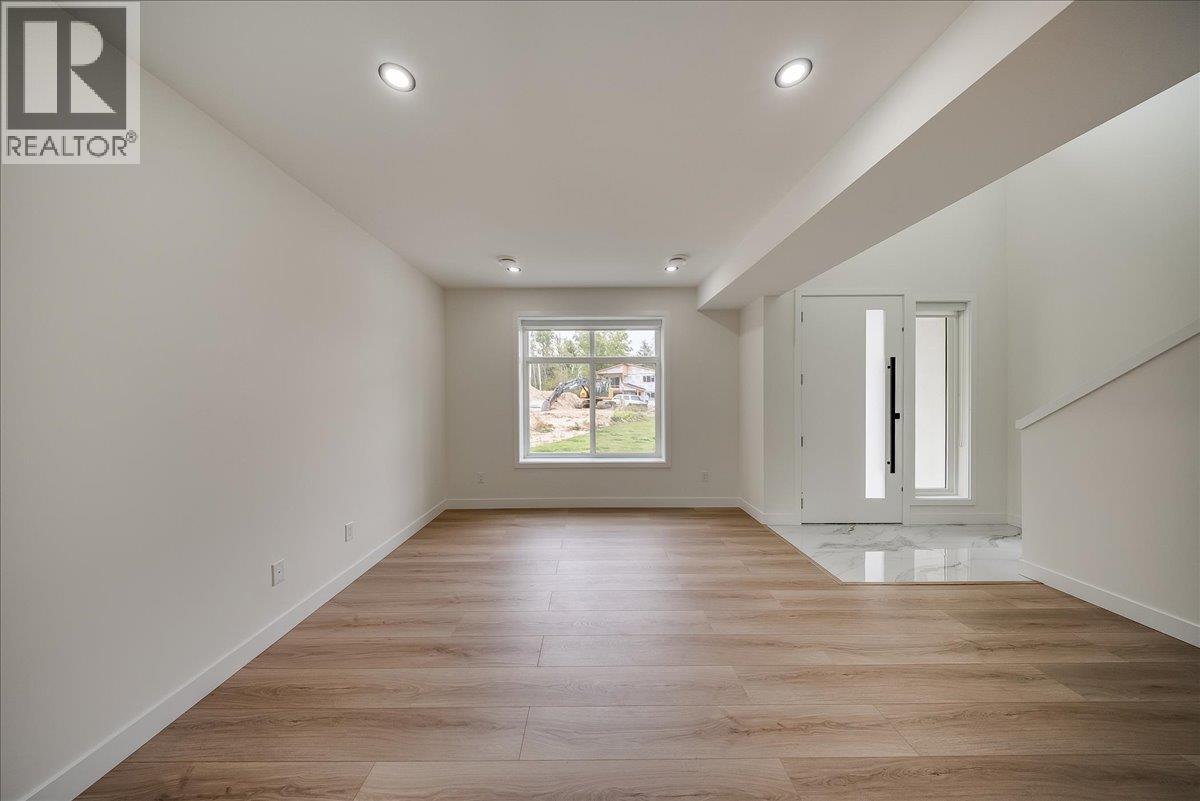 3736 Toba Road, Castlegar, British Columbia  V1N 4Y3 - Photo 19 - 10402179