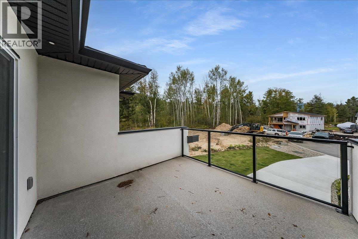3736 Toba Road, Castlegar, British Columbia  V1N 4Y3 - Photo 38 - 10402179