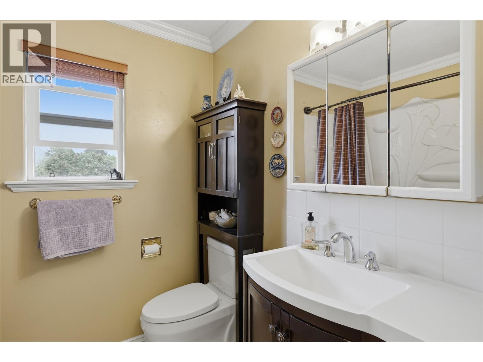 723 Moody Place, Kamloops, British Columbia  V2B 8B1 - Photo 13 - 10402206
