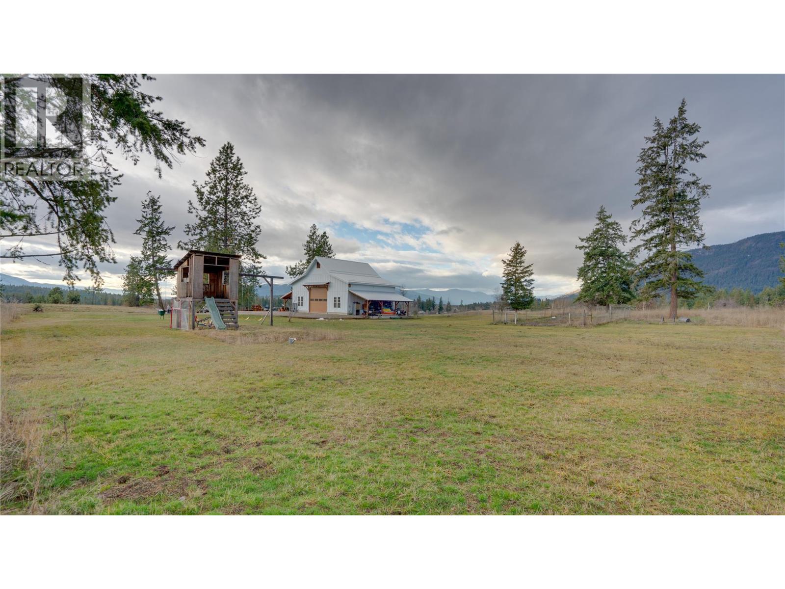 3922 Hullcar Road, Armstrong, British Columbia  V4Y 0M7 - Photo 15 - 10401785