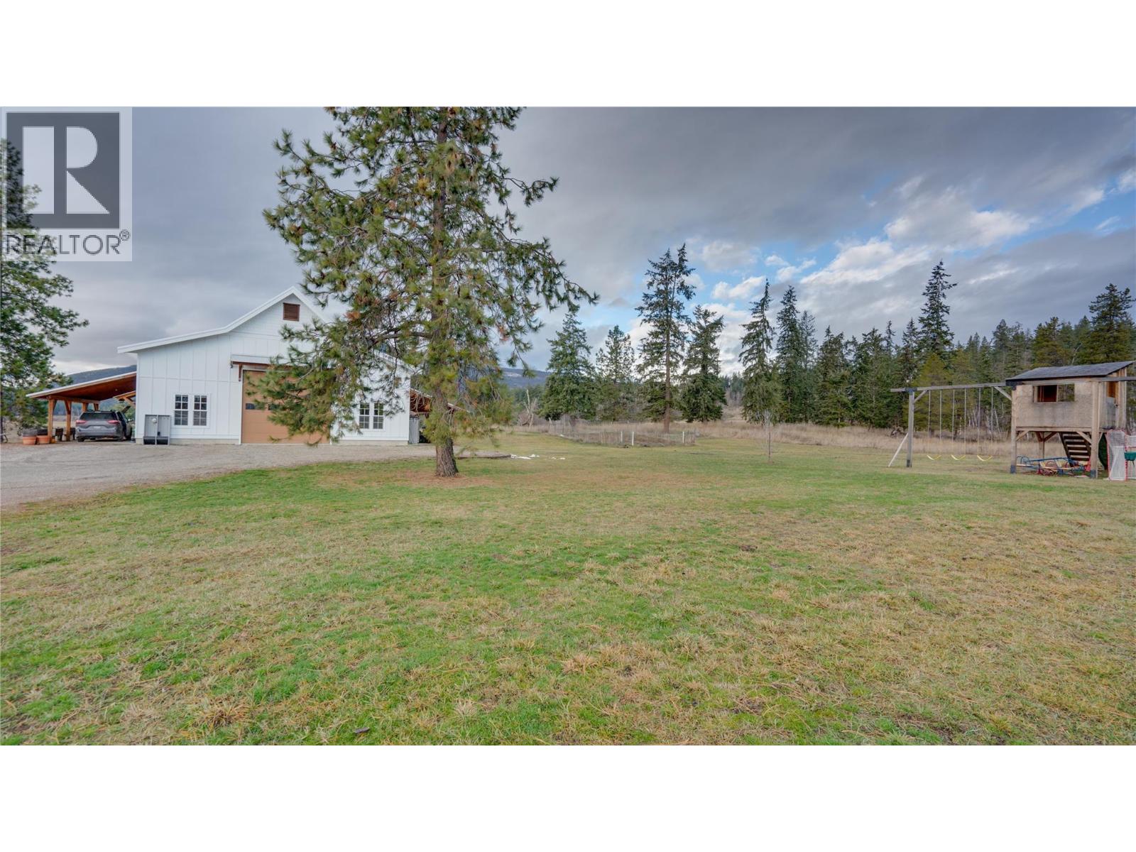 3922 Hullcar Road, Armstrong, British Columbia  V4Y 0M7 - Photo 19 - 10401785