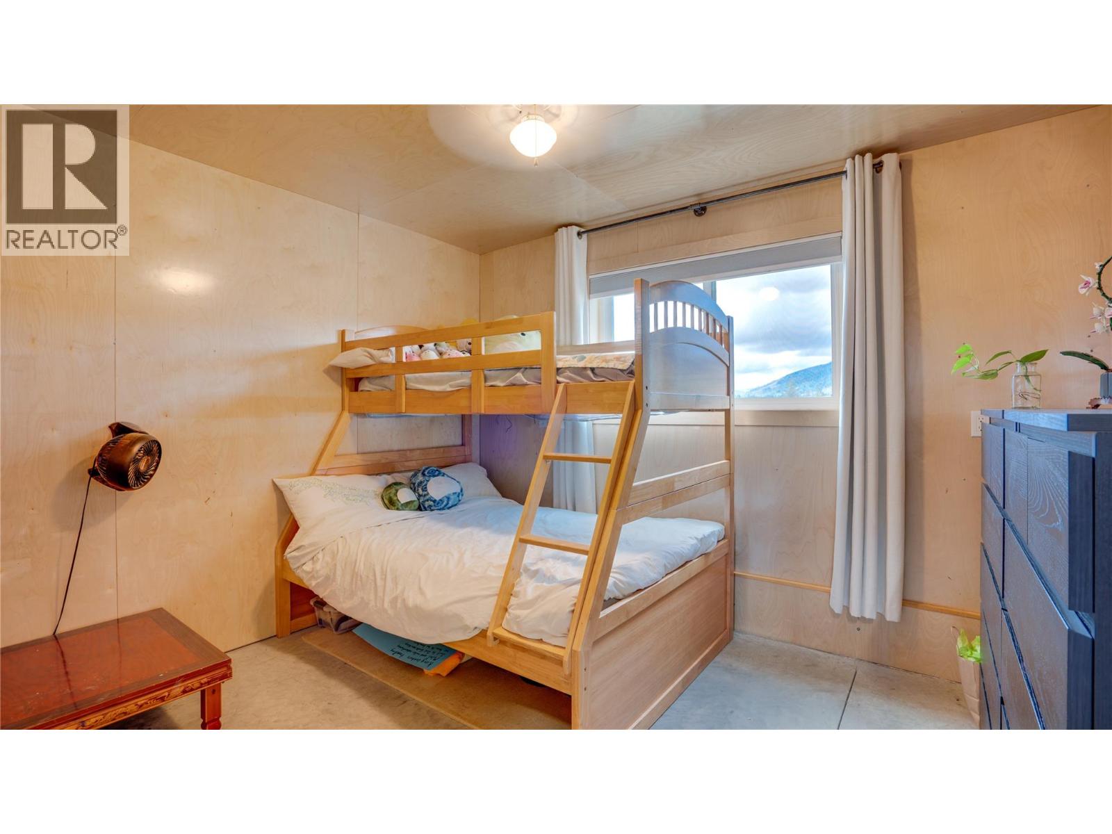 3922 Hullcar Road, Armstrong, British Columbia  V4Y 0M7 - Photo 26 - 10401785