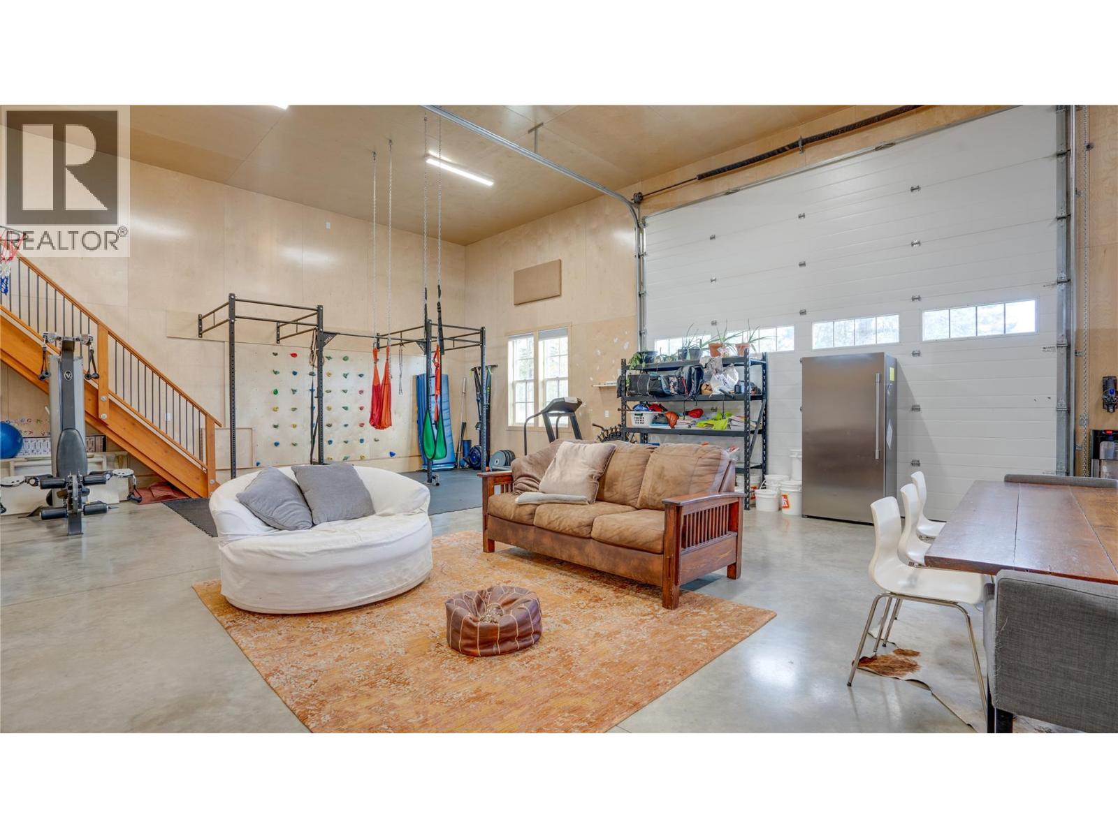 3922 Hullcar Road, Armstrong, British Columbia  V4Y 0M7 - Photo 34 - 10401785