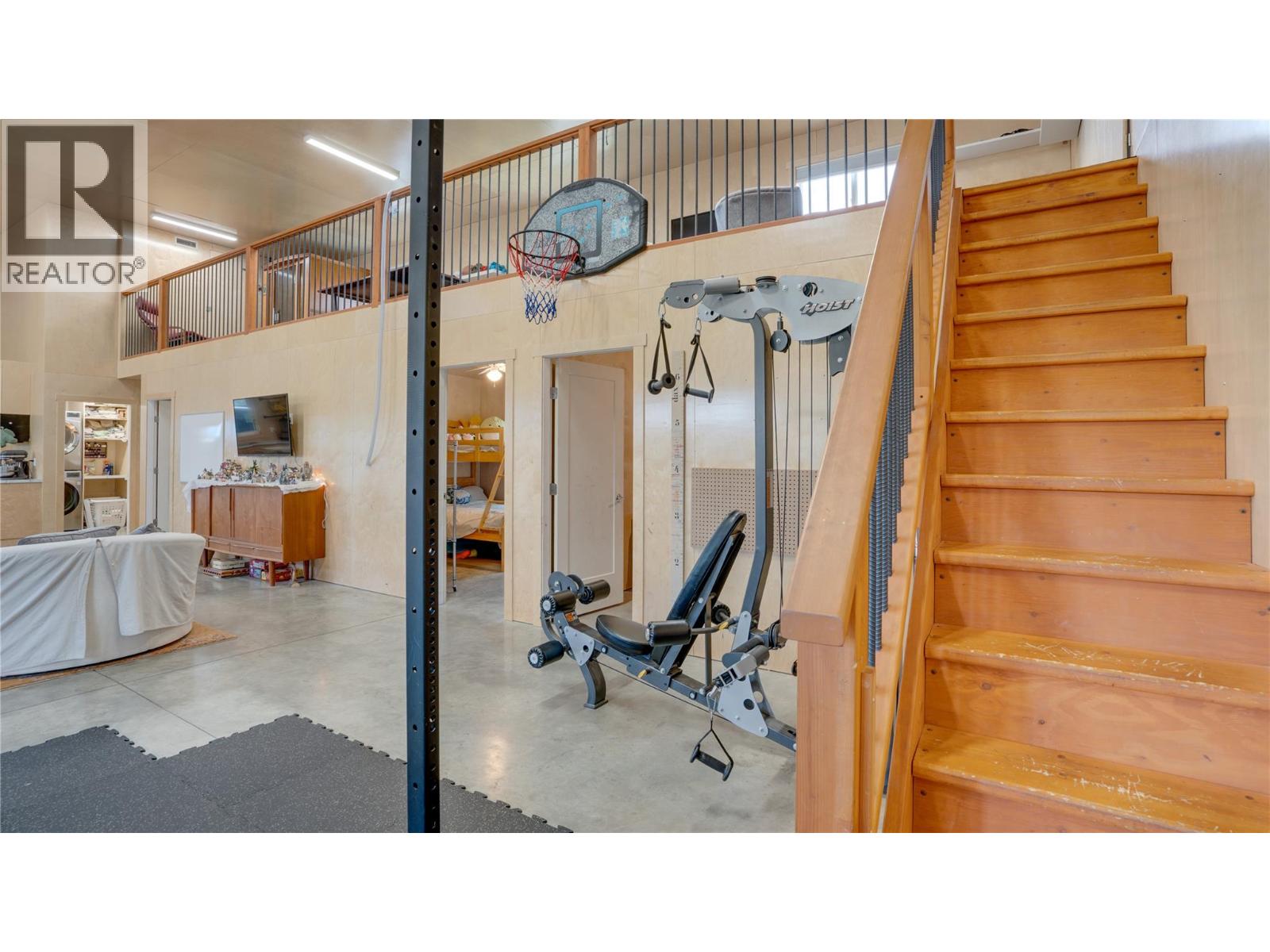 3922 Hullcar Road, Armstrong, British Columbia  V4Y 0M7 - Photo 36 - 10401785