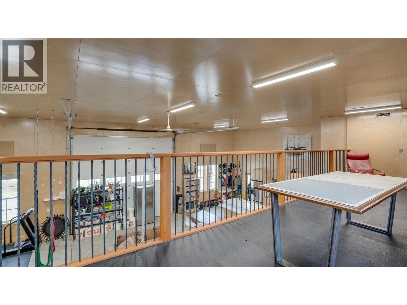 3922 Hullcar Road, Armstrong, British Columbia  V4Y 0M7 - Photo 37 - 10401785