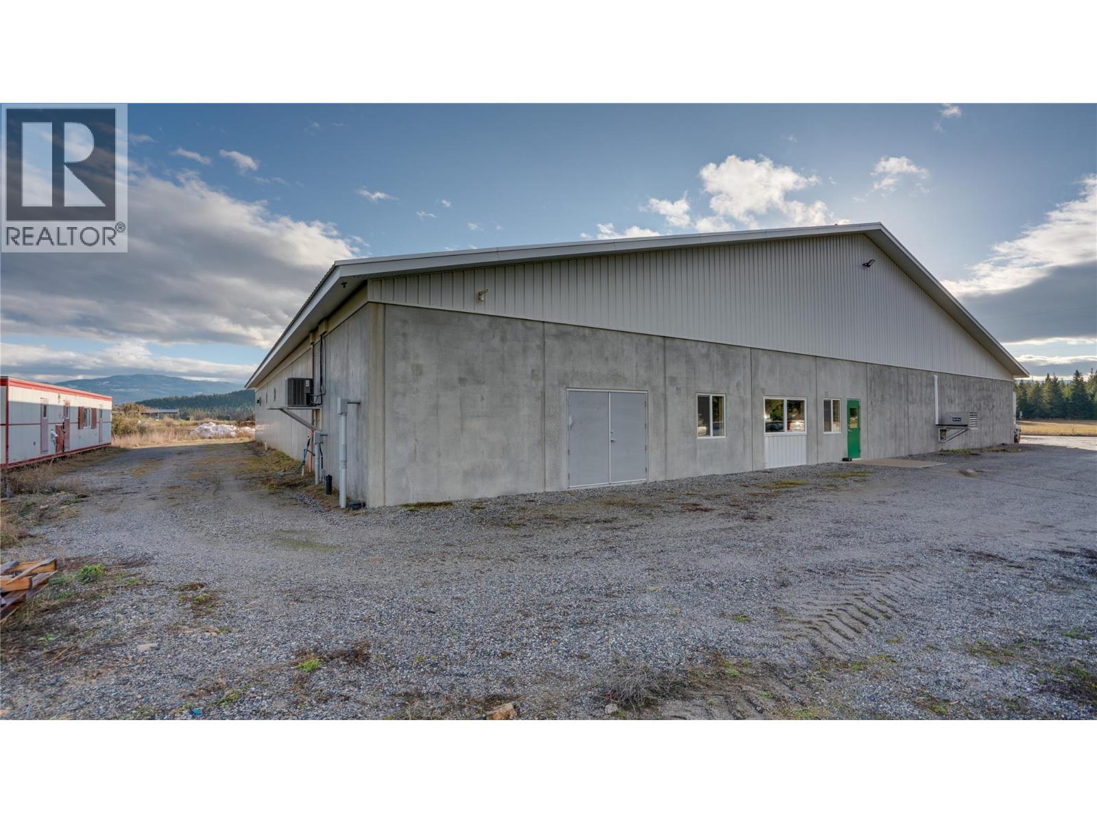 3922 Hullcar Road, Armstrong, British Columbia  V4Y 0M7 - Photo 45 - 10401785