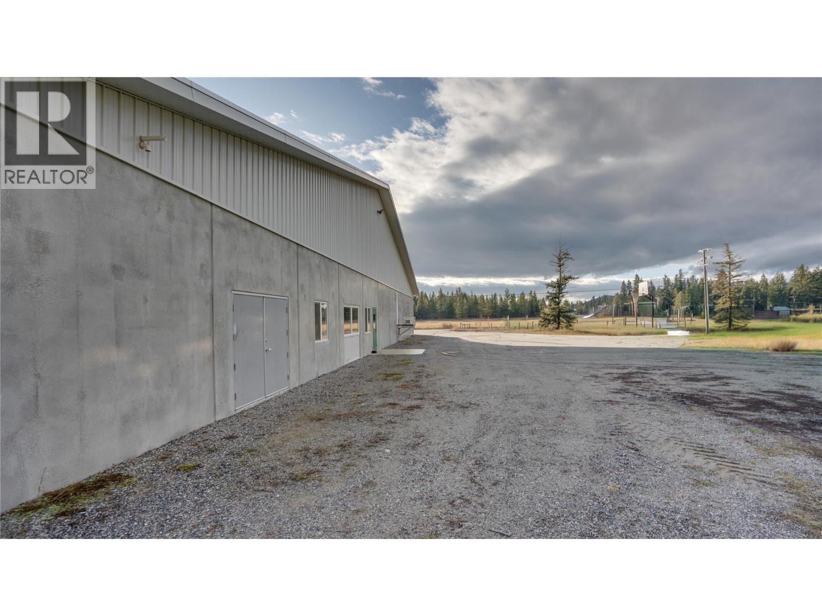 3922 Hullcar Road, Armstrong, British Columbia  V4Y 0M7 - Photo 47 - 10401785