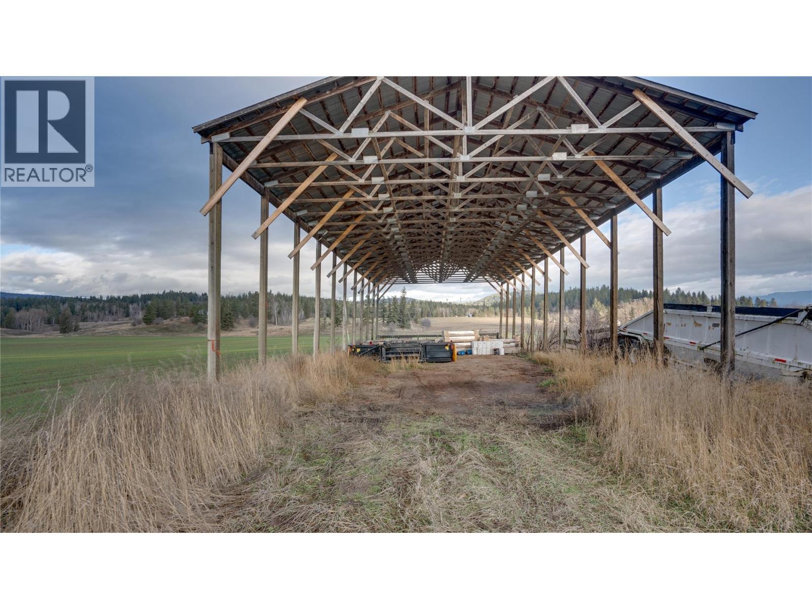 3922 Hullcar Road, Armstrong, British Columbia  V4Y 0M7 - Photo 54 - 10401785