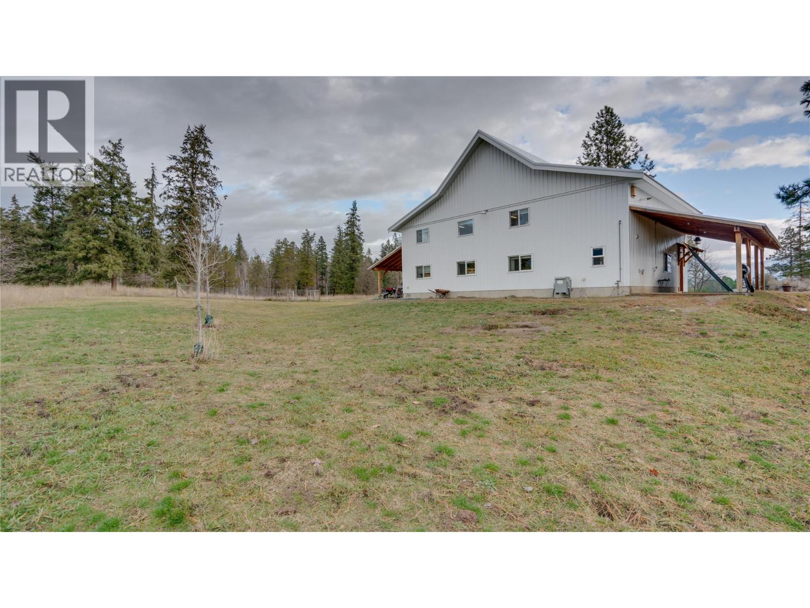 3922 Hullcar Road, Armstrong, British Columbia  V4Y 0M7 - Photo 63 - 10401785