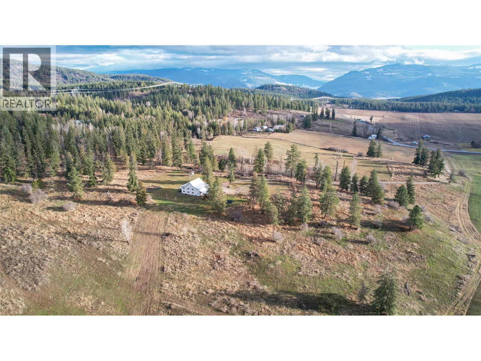 3922 Hullcar Road, Armstrong, British Columbia  V4Y 0M7 - Photo 84 - 10401785