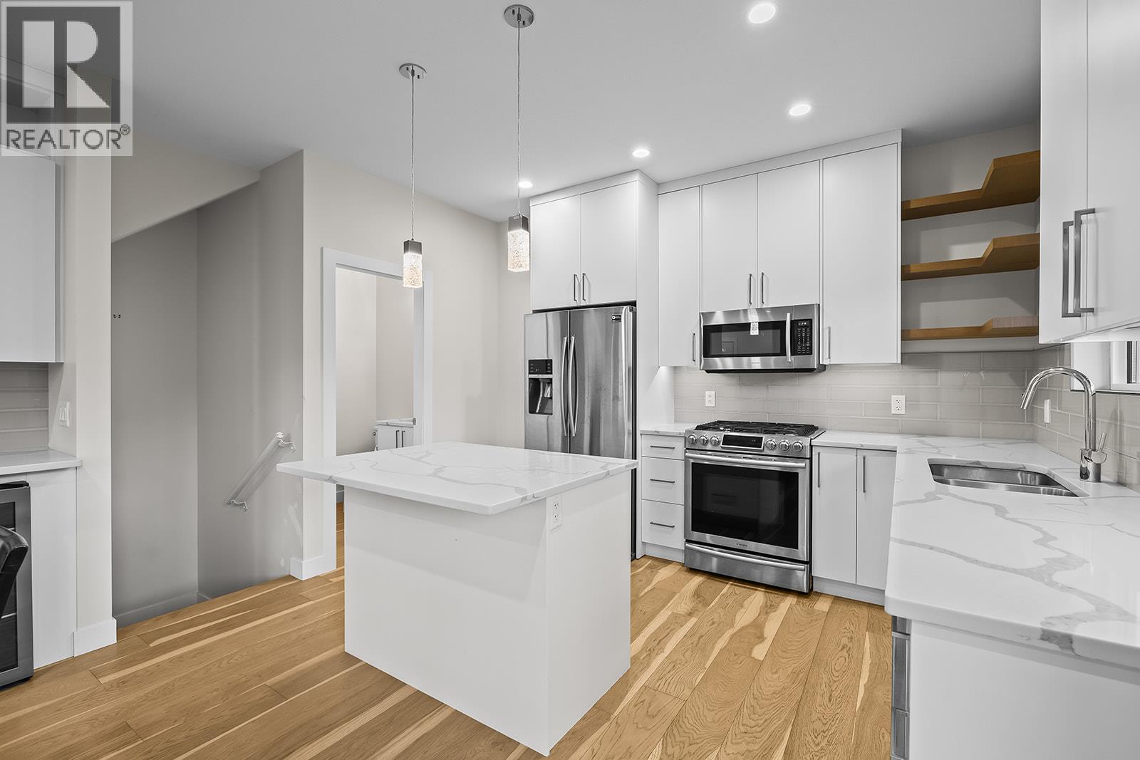 813 Rose Avenue, Kelowna, British Columbia  V1Y 5K3 - Photo 6 - 10402319