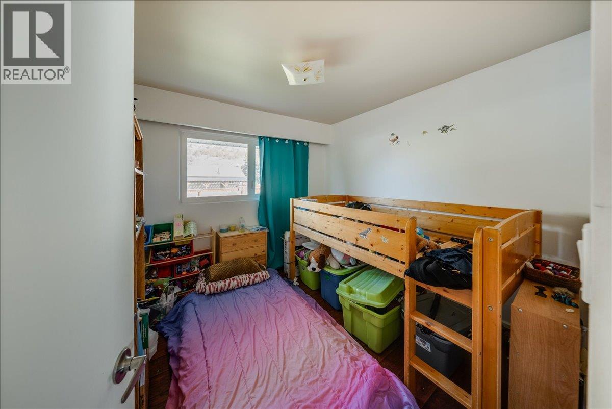 290 8th Avenue, Montrose, British Columbia  V0G 1P0 - Photo 16 - 10402155