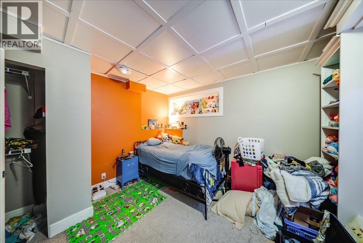 290 8th Avenue, Montrose, British Columbia  V0G 1P0 - Photo 22 - 10402155