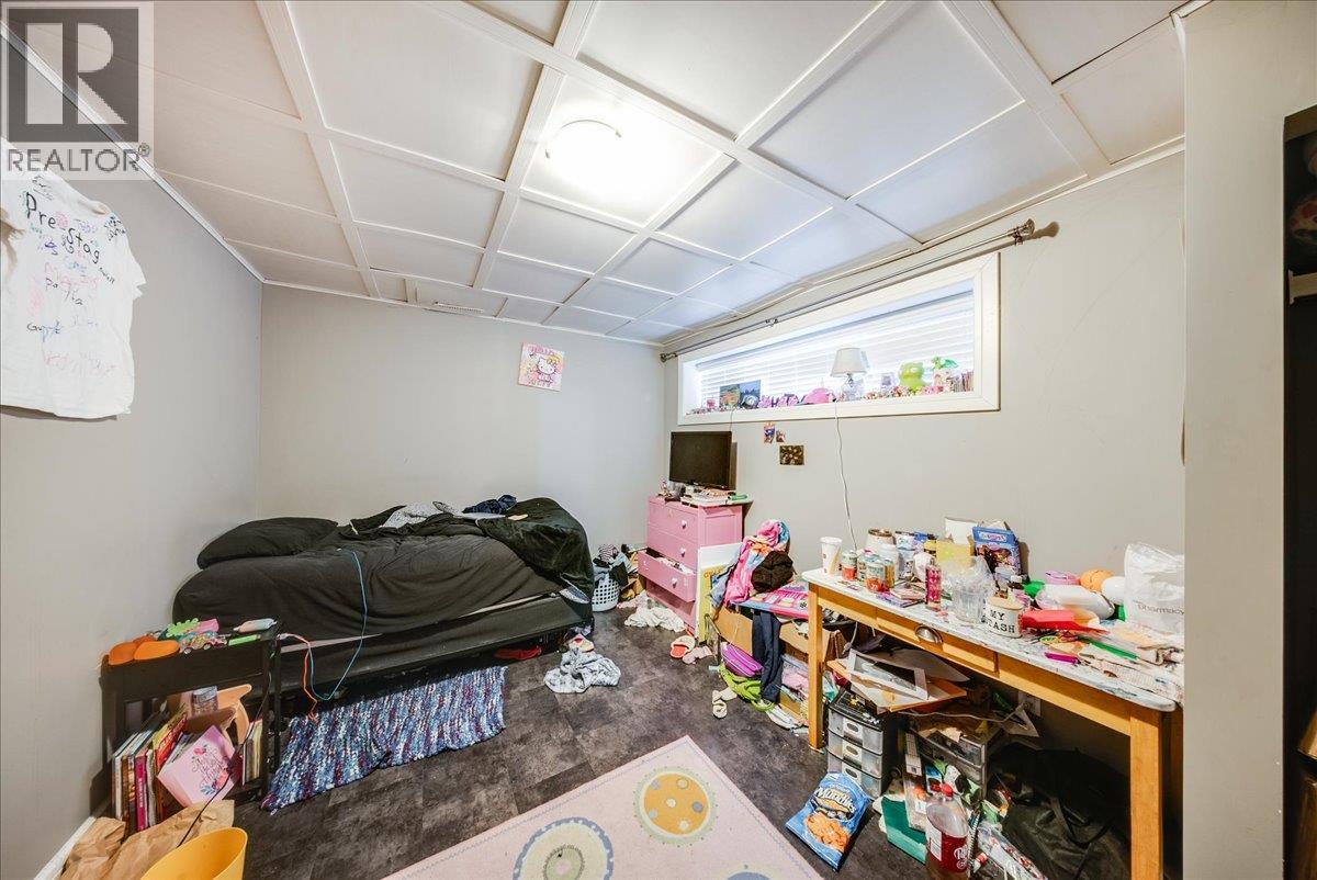 290 8th Avenue, Montrose, British Columbia  V0G 1P0 - Photo 26 - 10402155