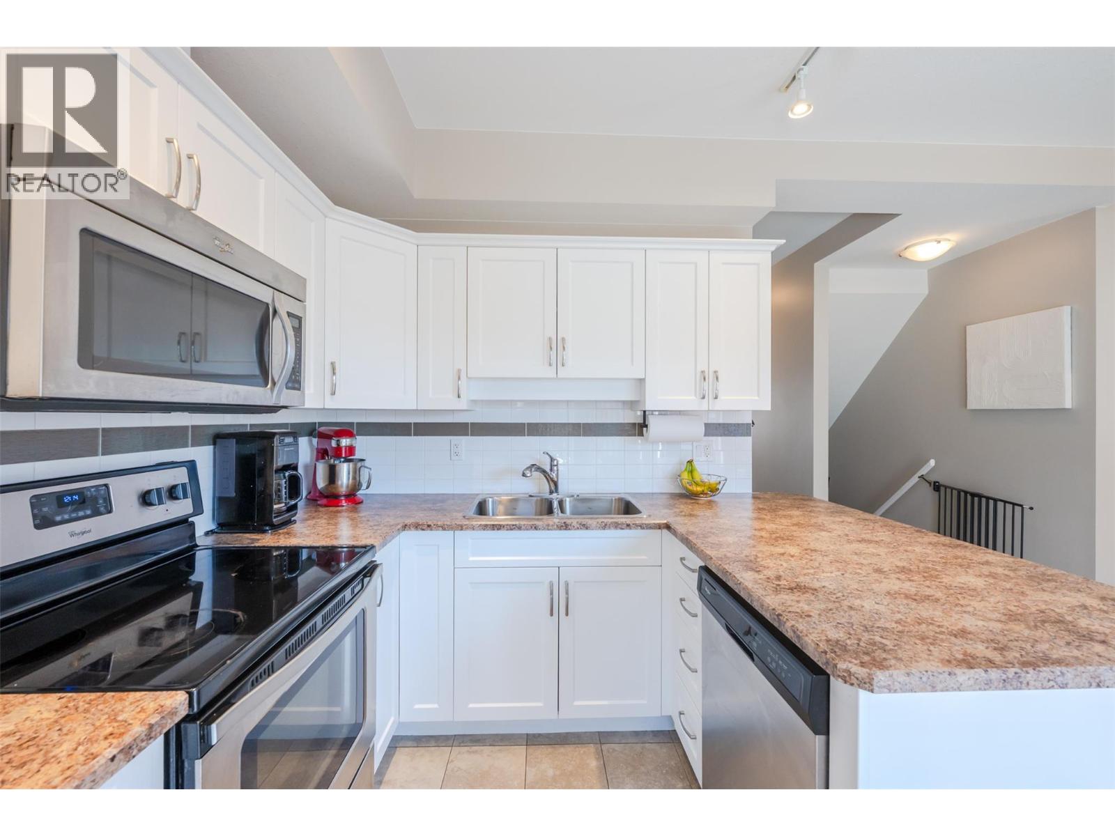 3363 Wilson Street Unit# 125, Penticton, British Columbia  V2A 9G7 - Photo 8 - 10402235