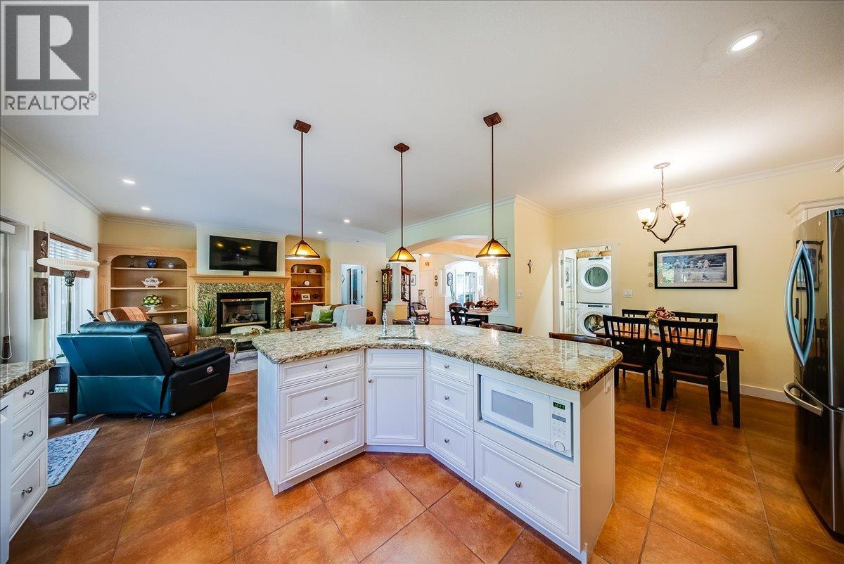 1275 Paquette Drive, Trail, British Columbia  V1R 4W2 - Photo 24 - 10402229