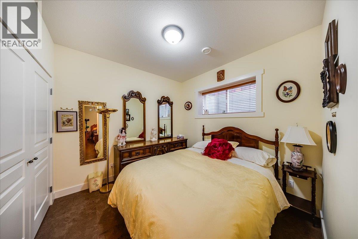 1275 Paquette Drive, Trail, British Columbia  V1R 4W2 - Photo 45 - 10402229