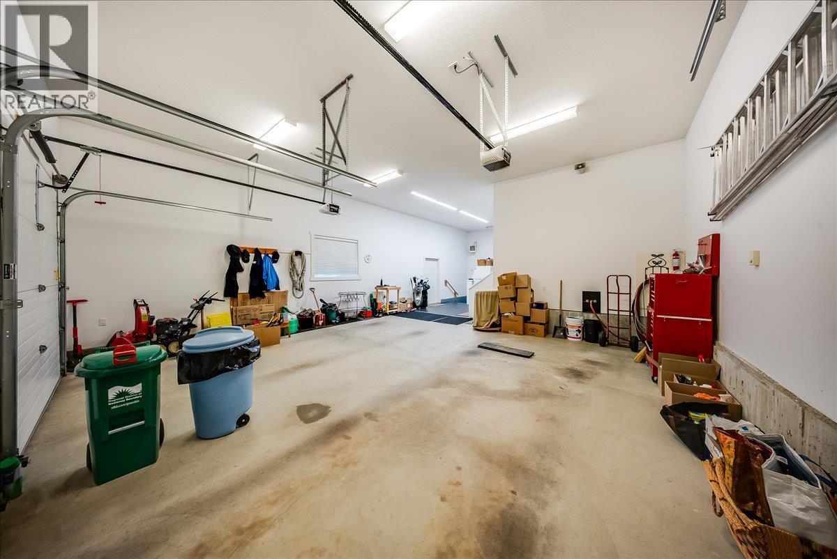 1275 Paquette Drive, Trail, British Columbia  V1R 4W2 - Photo 56 - 10402229