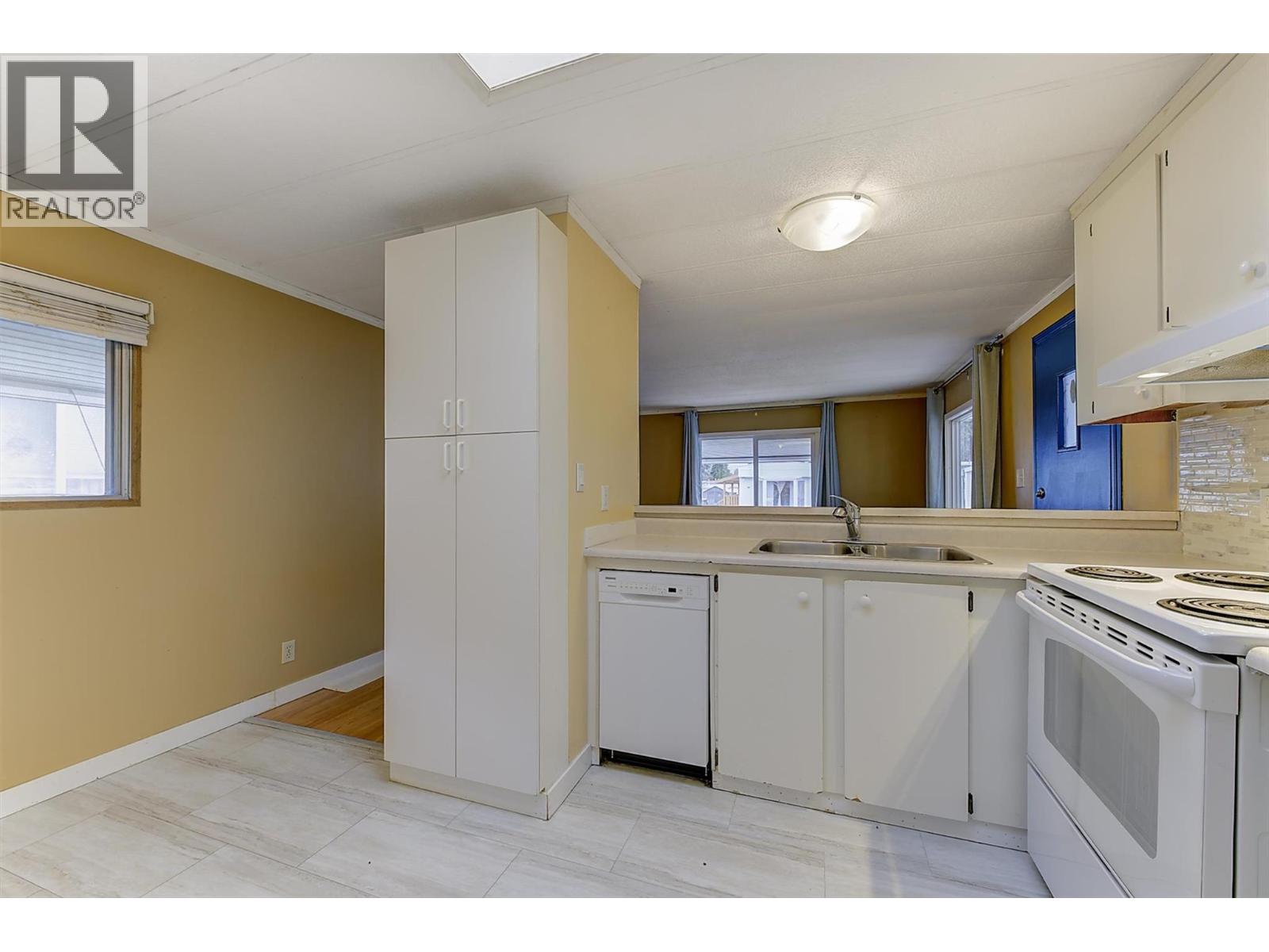 1929 97 Highway S Unit# 45, West Kelowna, British Columbia  V1Z 2Z1 - Photo 11 - 10401046