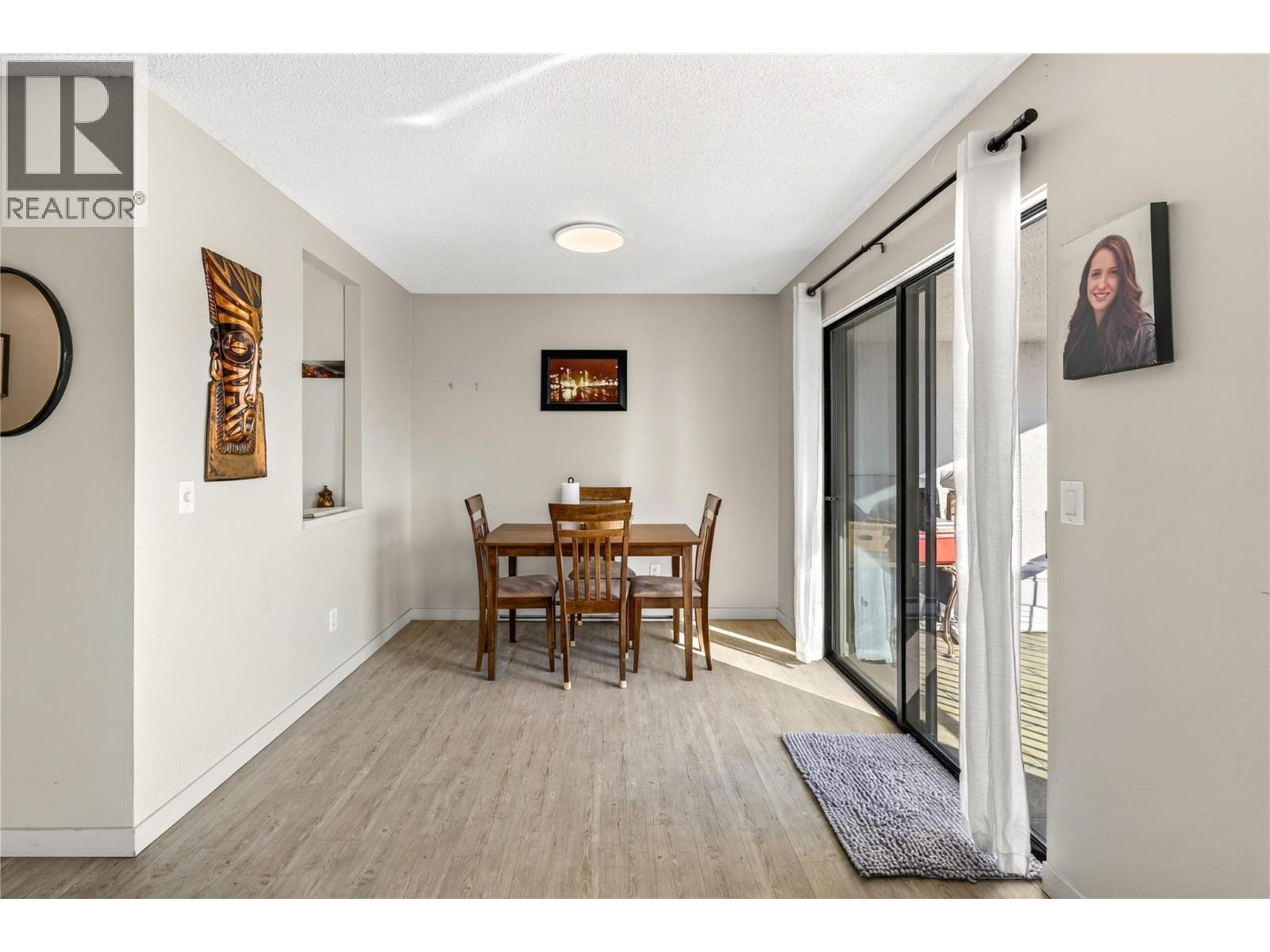 737 Leon Avenue Unit# 1007, Kelowna, British Columbia  V1Y 6L7 - Photo 5 - 10402294