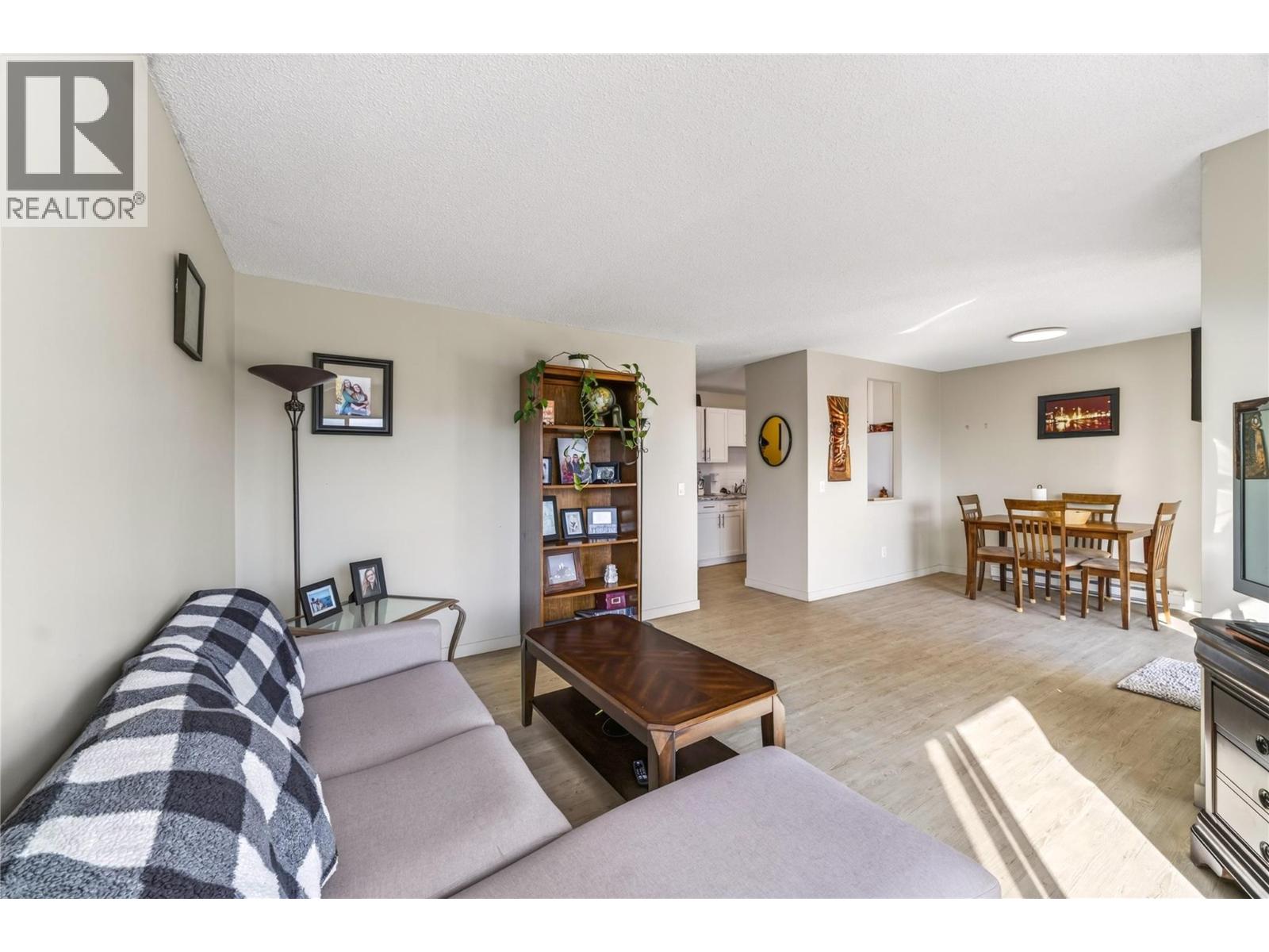 737 Leon Avenue Unit# 1007, Kelowna, British Columbia  V1Y 6L7 - Photo 8 - 10402294