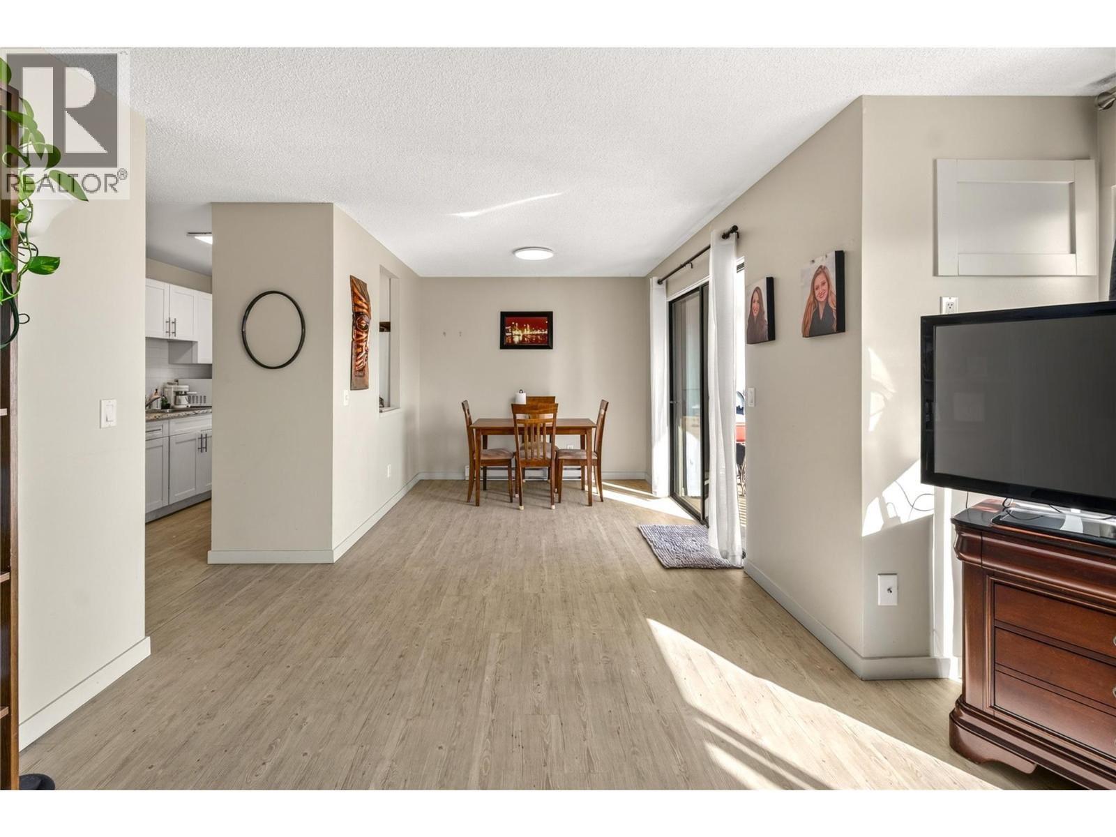 737 Leon Avenue Unit# 1007, Kelowna, British Columbia  V1Y 6L7 - Photo 9 - 10402294