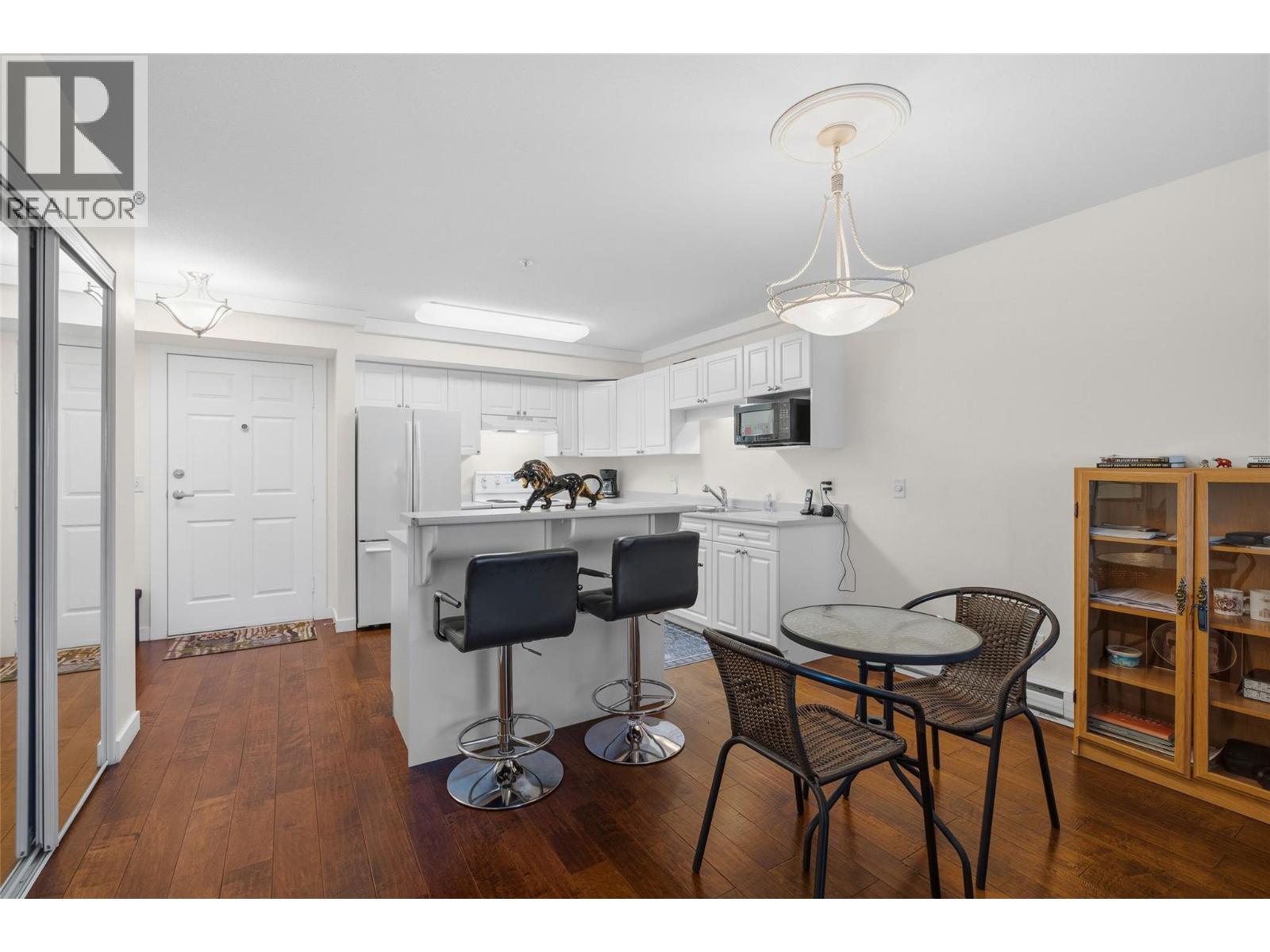 250 Dougall Road N Unit# 208, Kelowna, British Columbia  V1X 3K5 - Photo 14 - 10402145