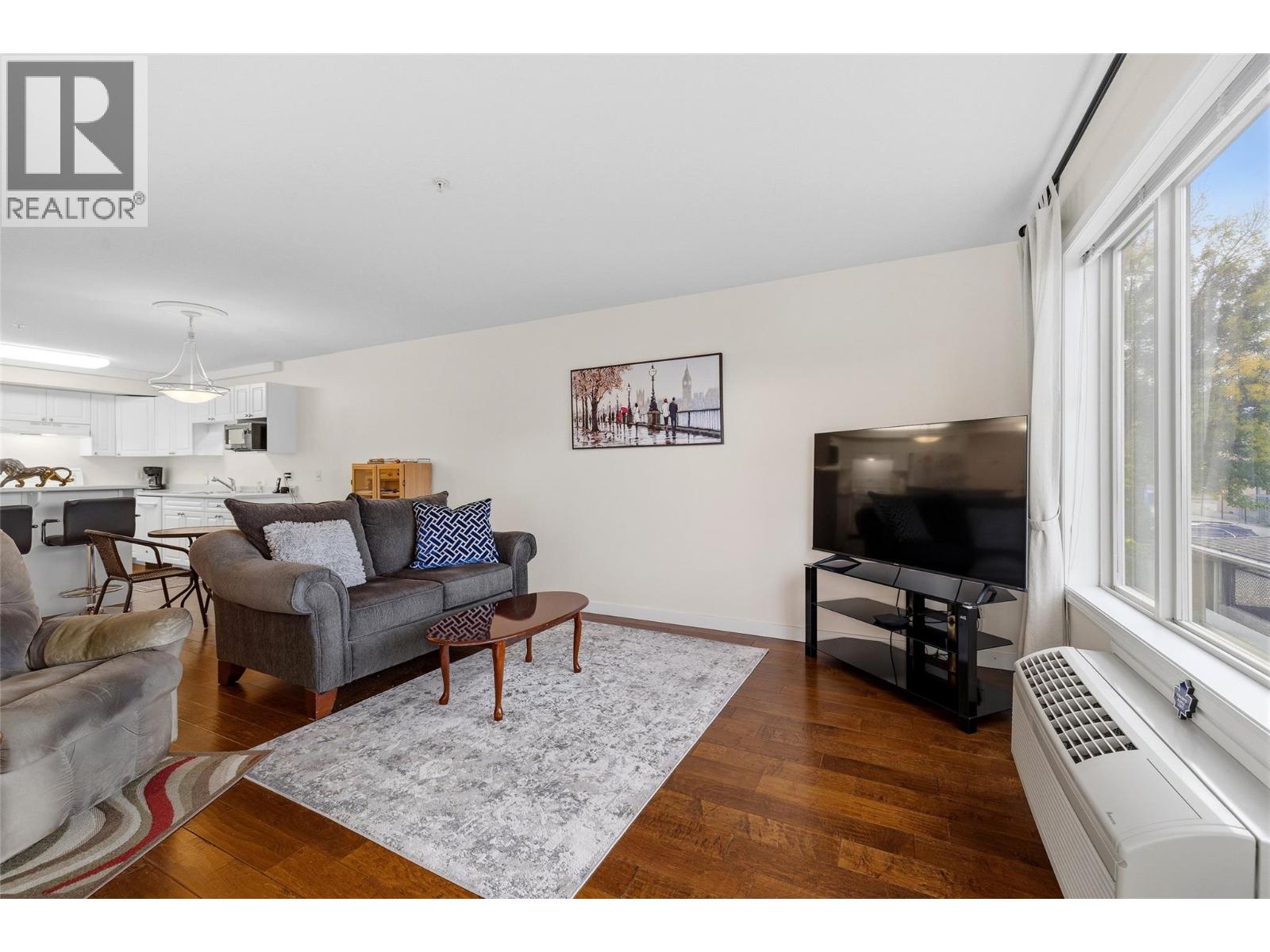 250 Dougall Road N Unit# 208, Kelowna, British Columbia  V1X 3K5 - Photo 24 - 10402145
