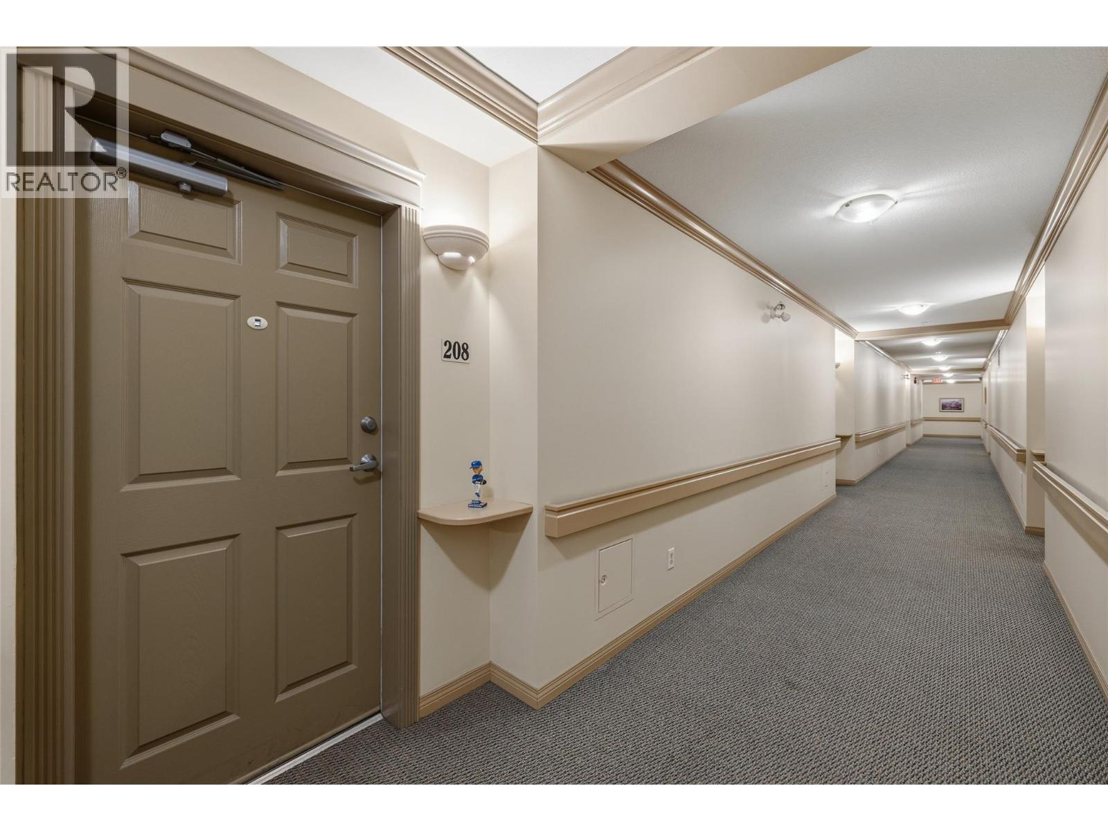 250 Dougall Road N Unit# 208, Kelowna, British Columbia  V1X 3K5 - Photo 5 - 10402145