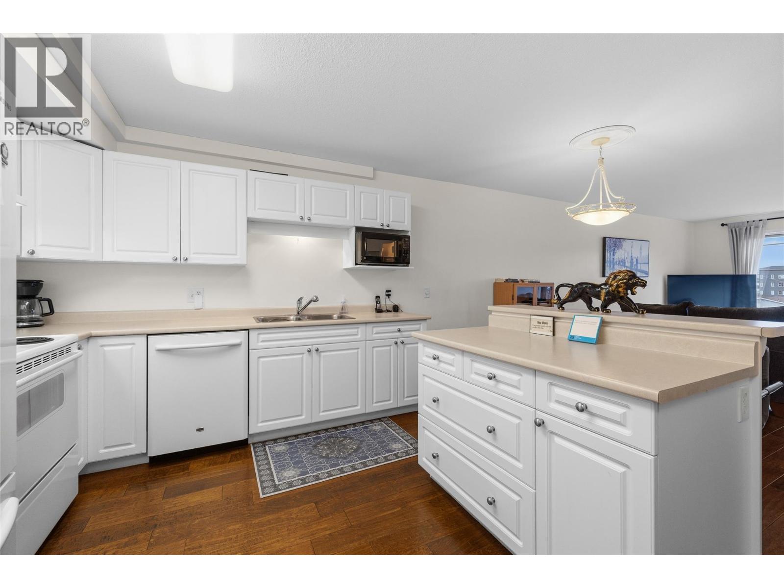 250 Dougall Road N Unit# 208, Kelowna, British Columbia  V1X 3K5 - Photo 8 - 10402145