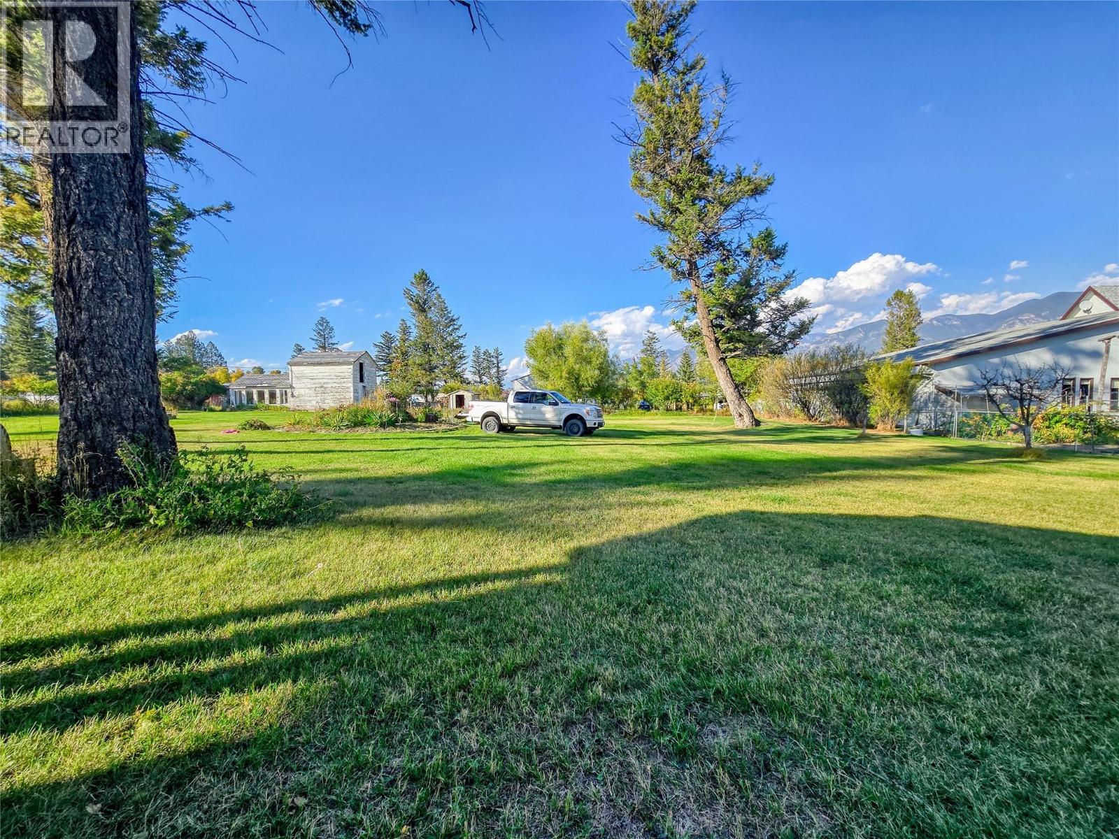 1018 5th Street, Invermere, British Columbia  V0A 1K0 - Photo 18 - 10401832